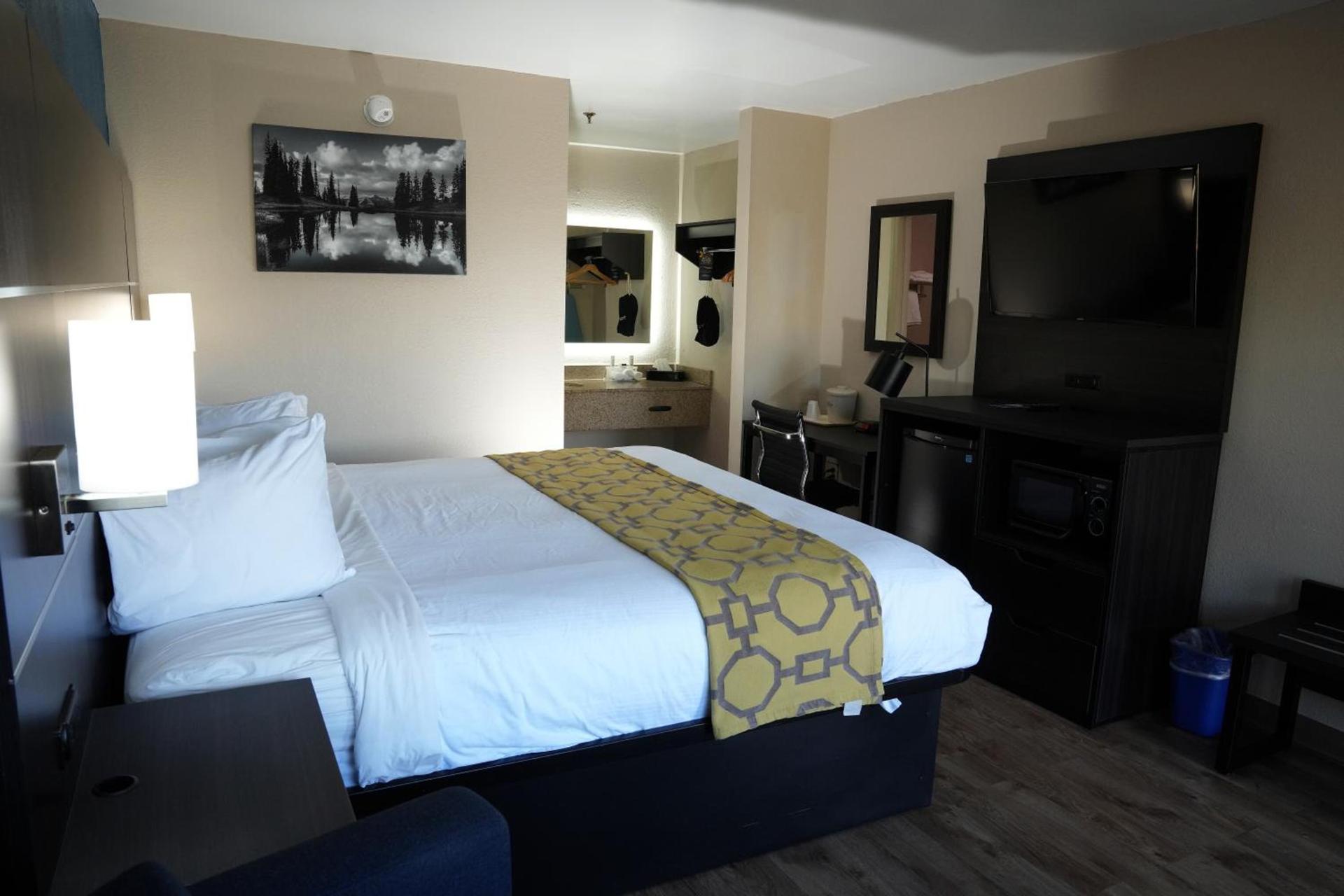 Baymont by Wyndham Manning photo 15