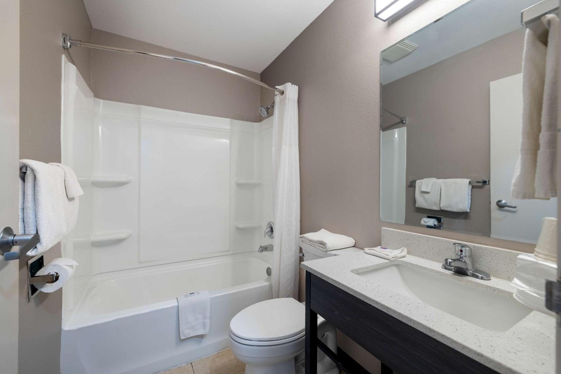 Motel 6-McAllen, TX - East photo 11