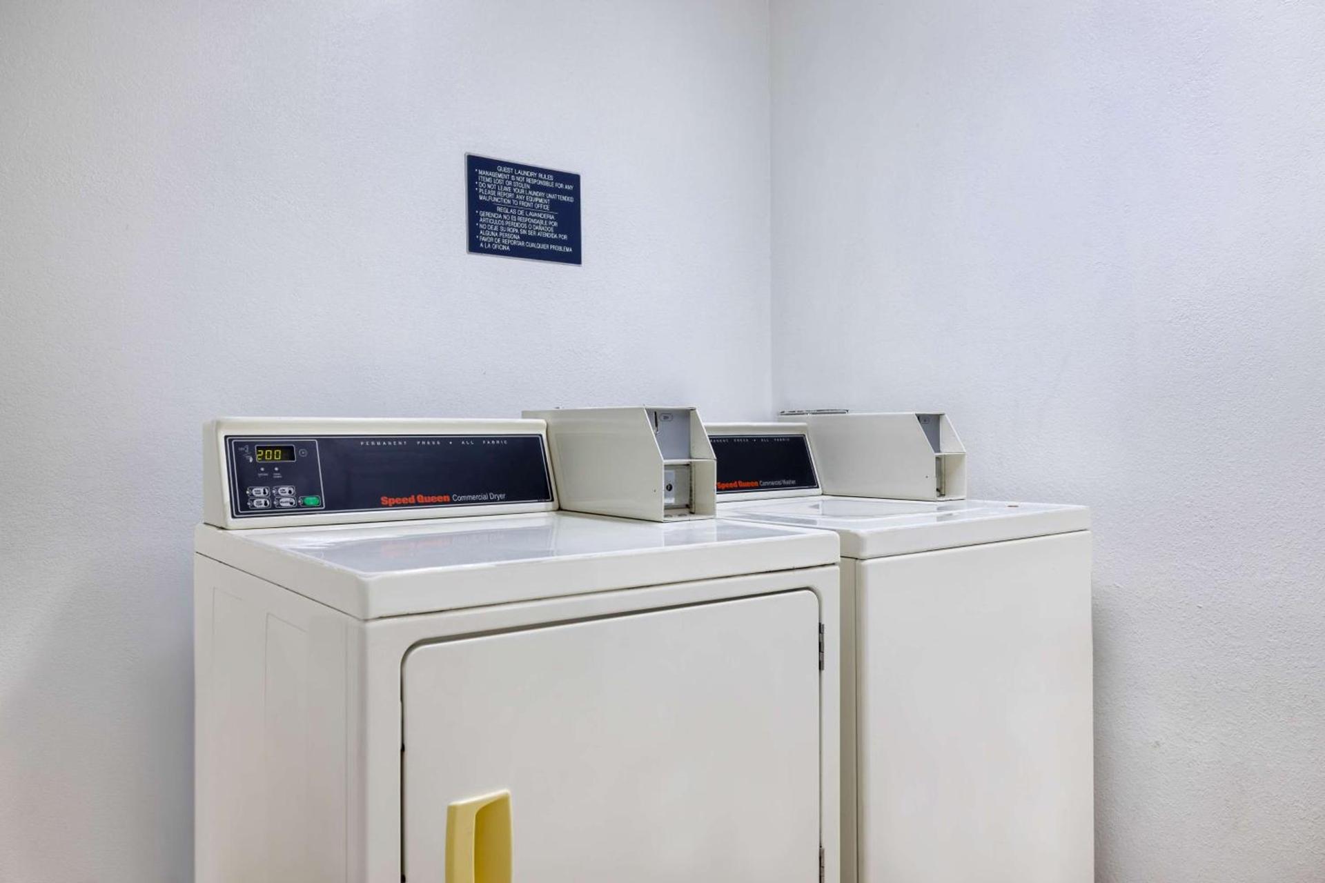 Motel 6-McAllen, TX - East photo 23