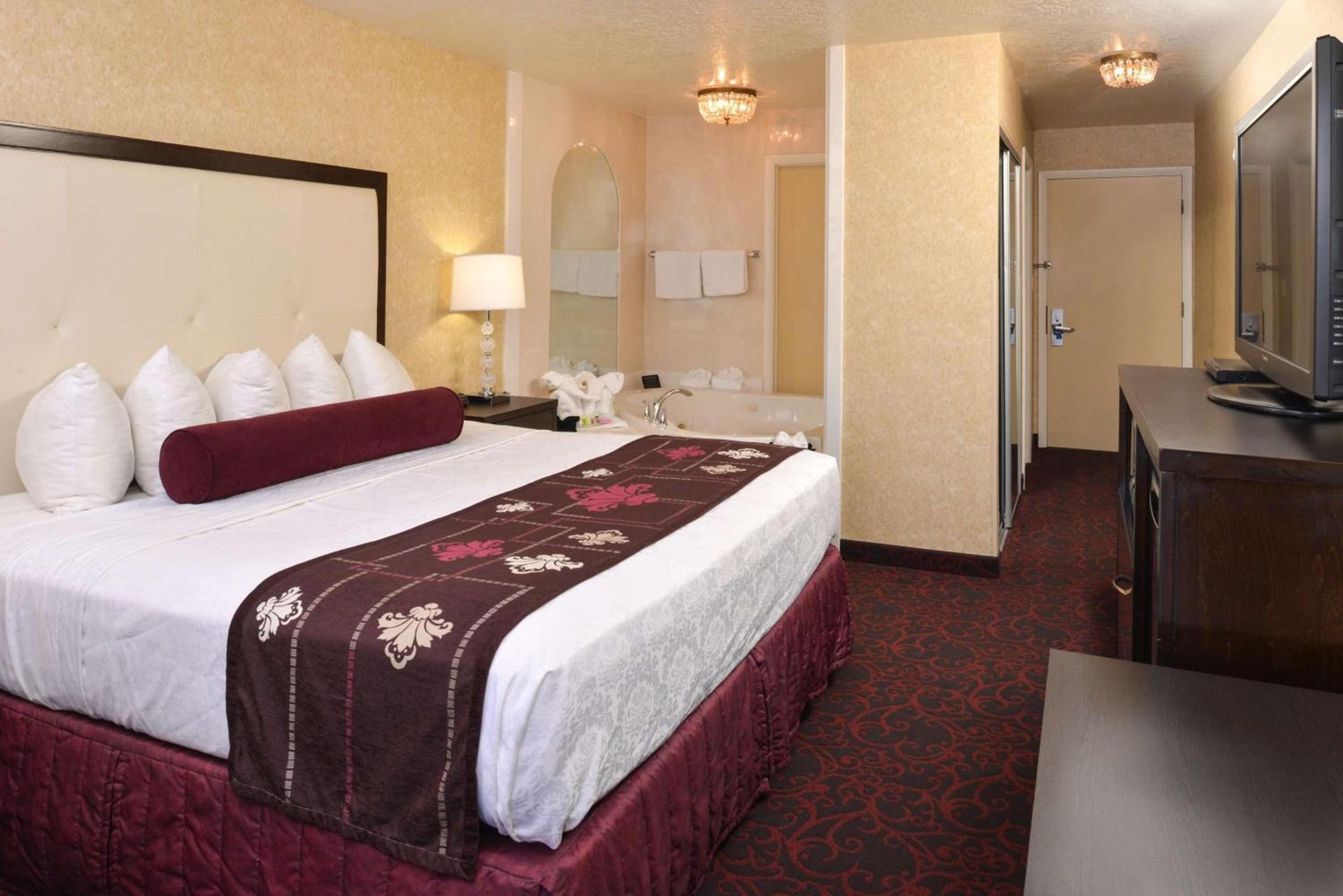 Best Western Coral Hills photo 24