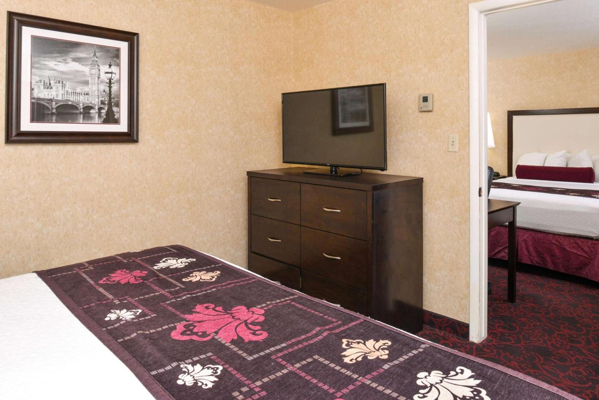 Best Western Coral Hills photo 33