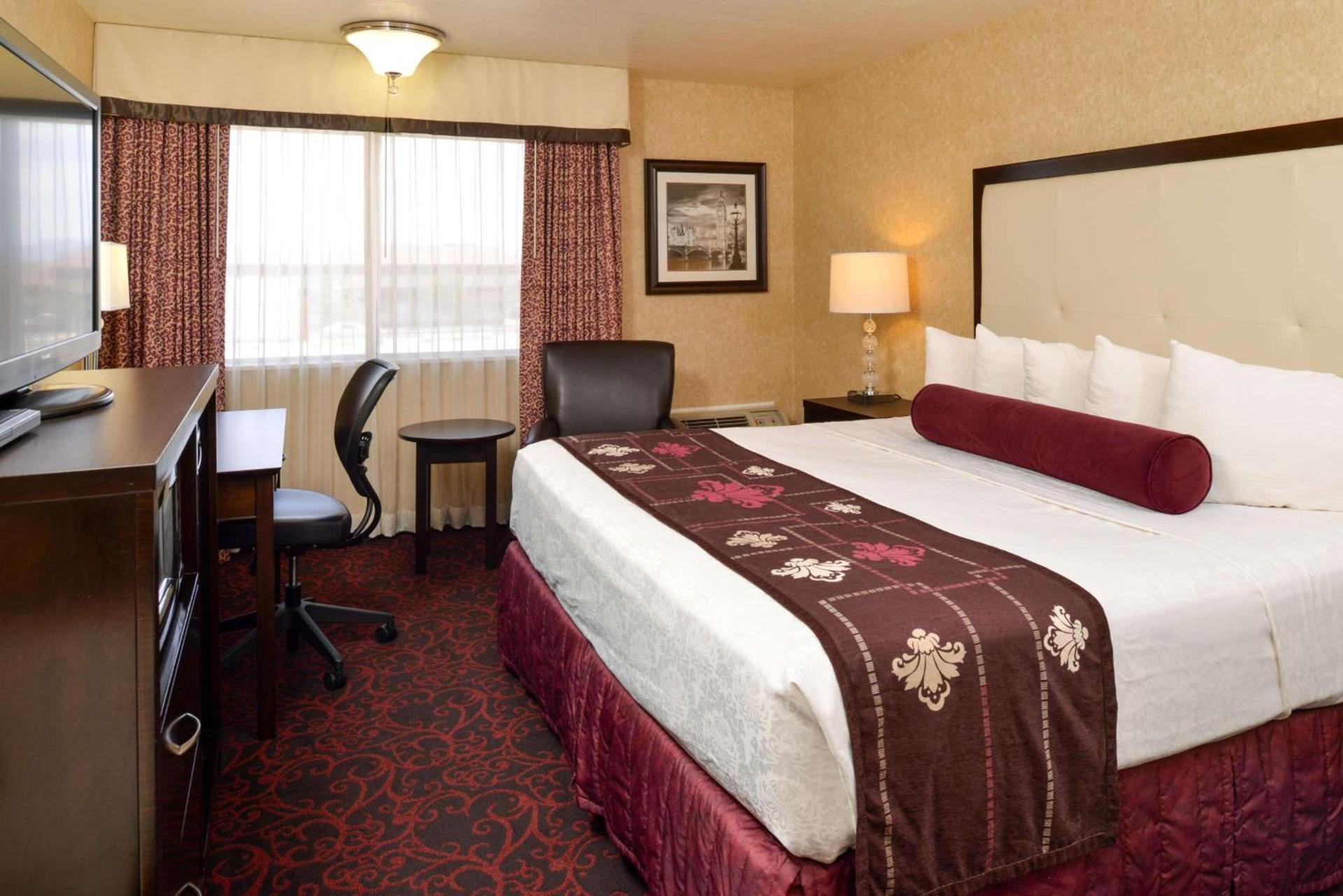 Best Western Coral Hills photo 39