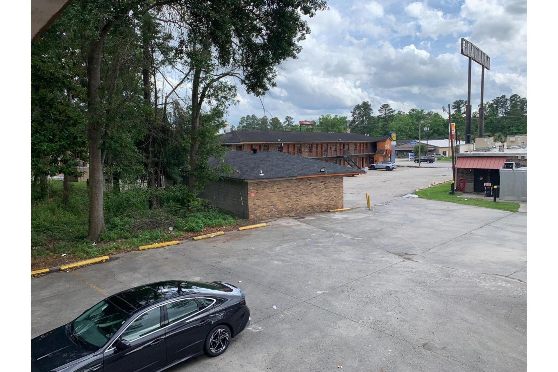 Southern Inn By OYO Walterboro I-95 photo 5