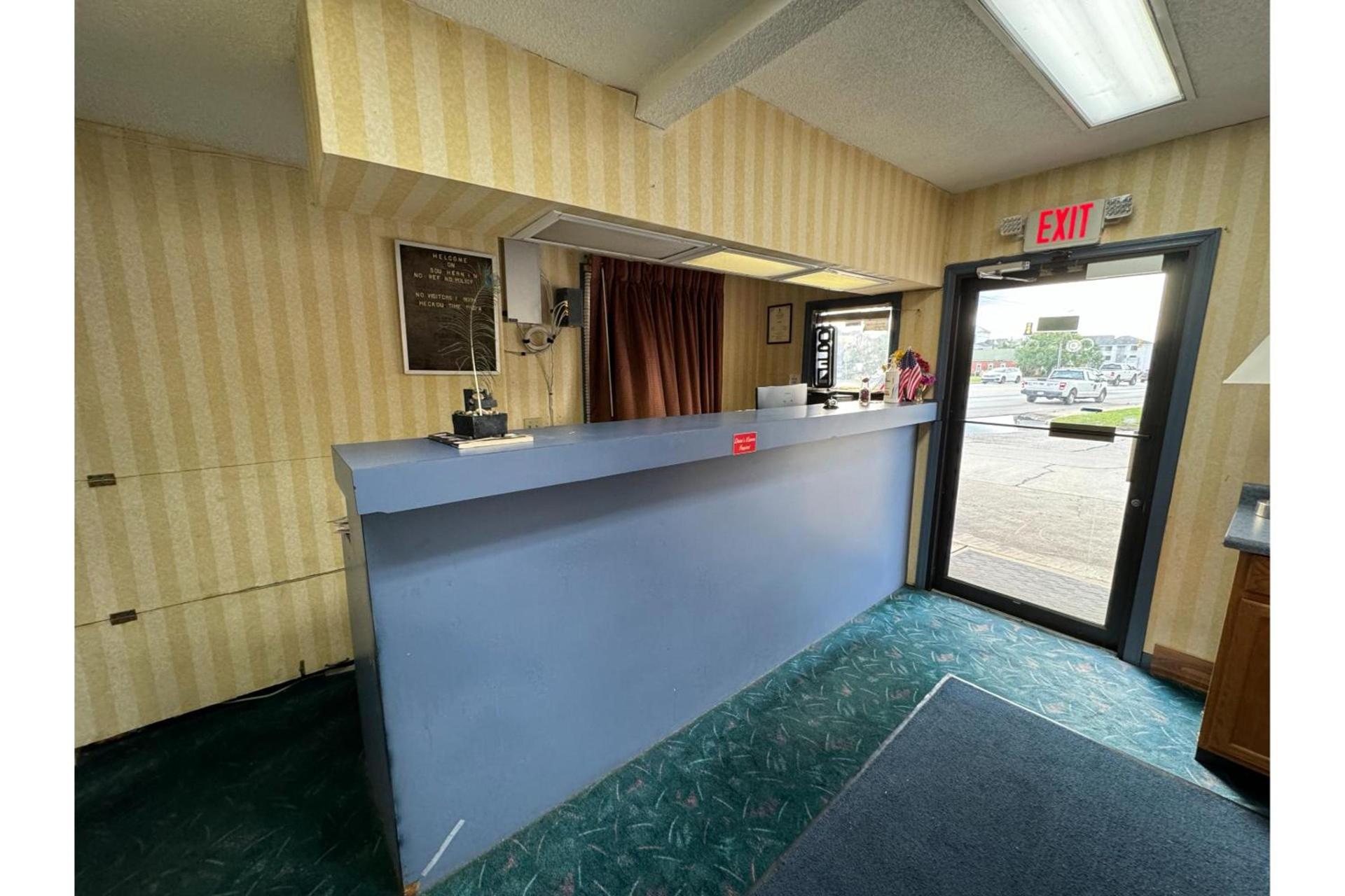 Southern Inn By OYO Walterboro I-95 photo 9