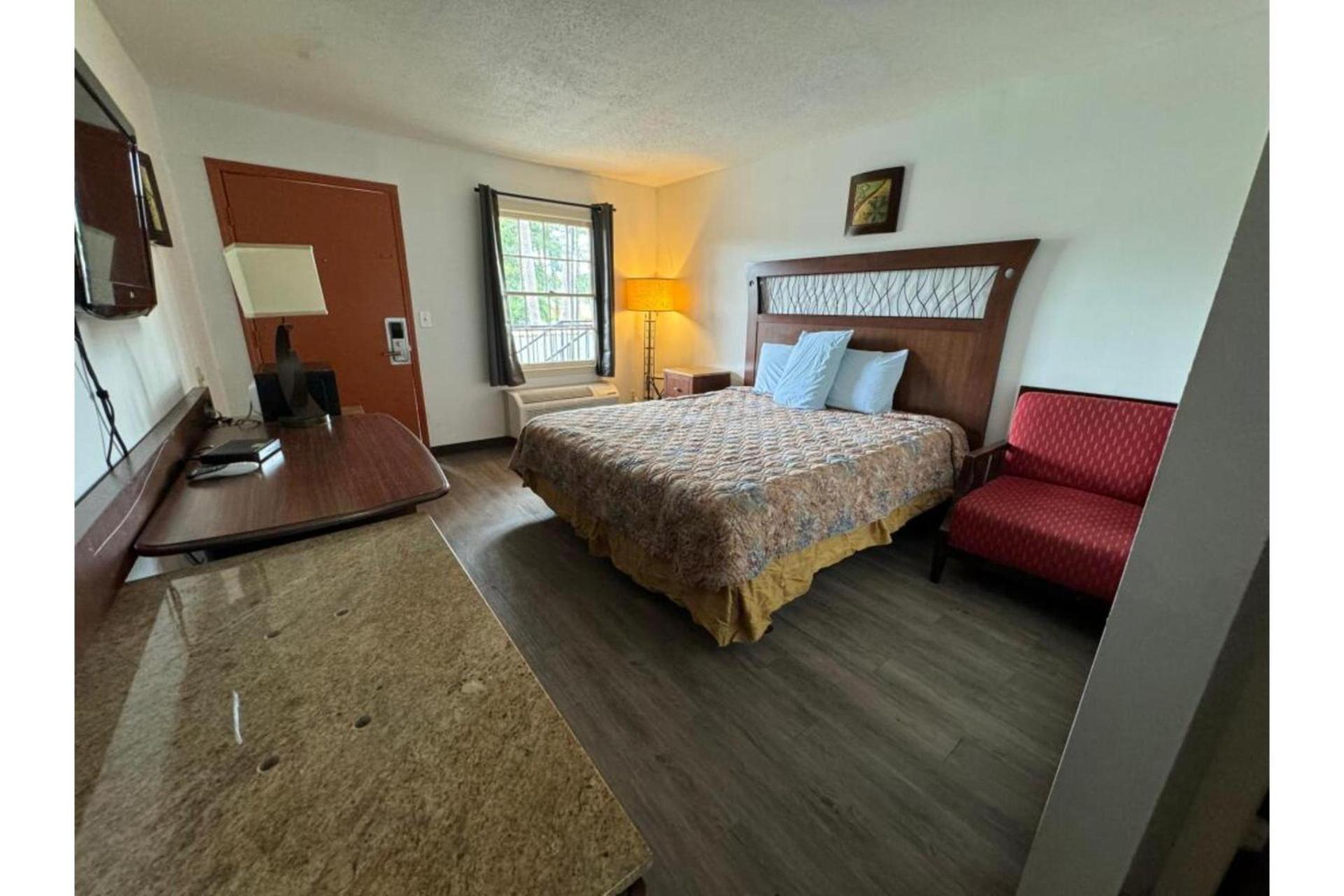 Southern Inn By OYO Walterboro I-95 photo 6