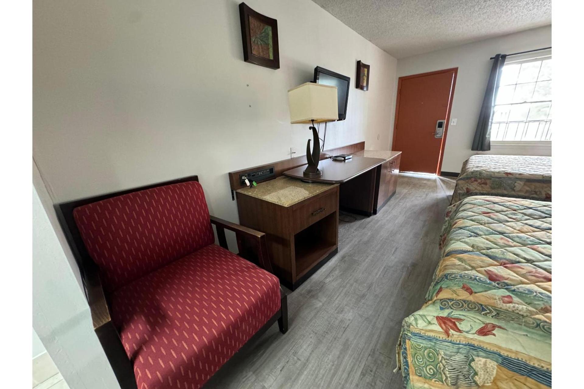 Southern Inn By OYO Walterboro I-95 photo 26