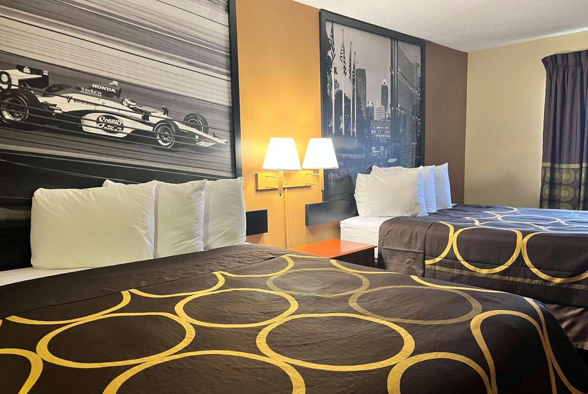 Super 8 by Wyndham Indianapolis/NE/Castleton Area photo 24