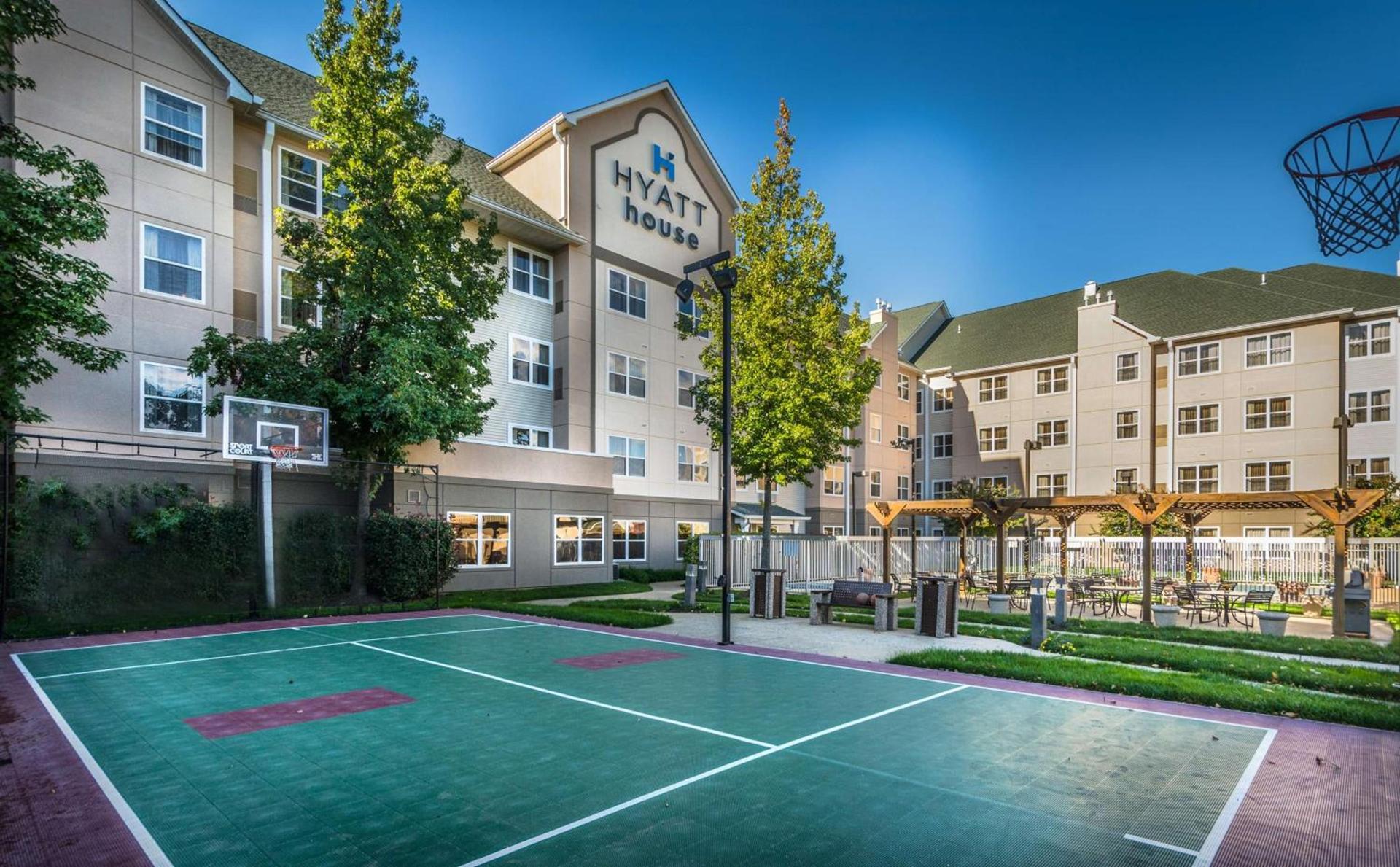 Hyatt House Herndon/Reston photo 4