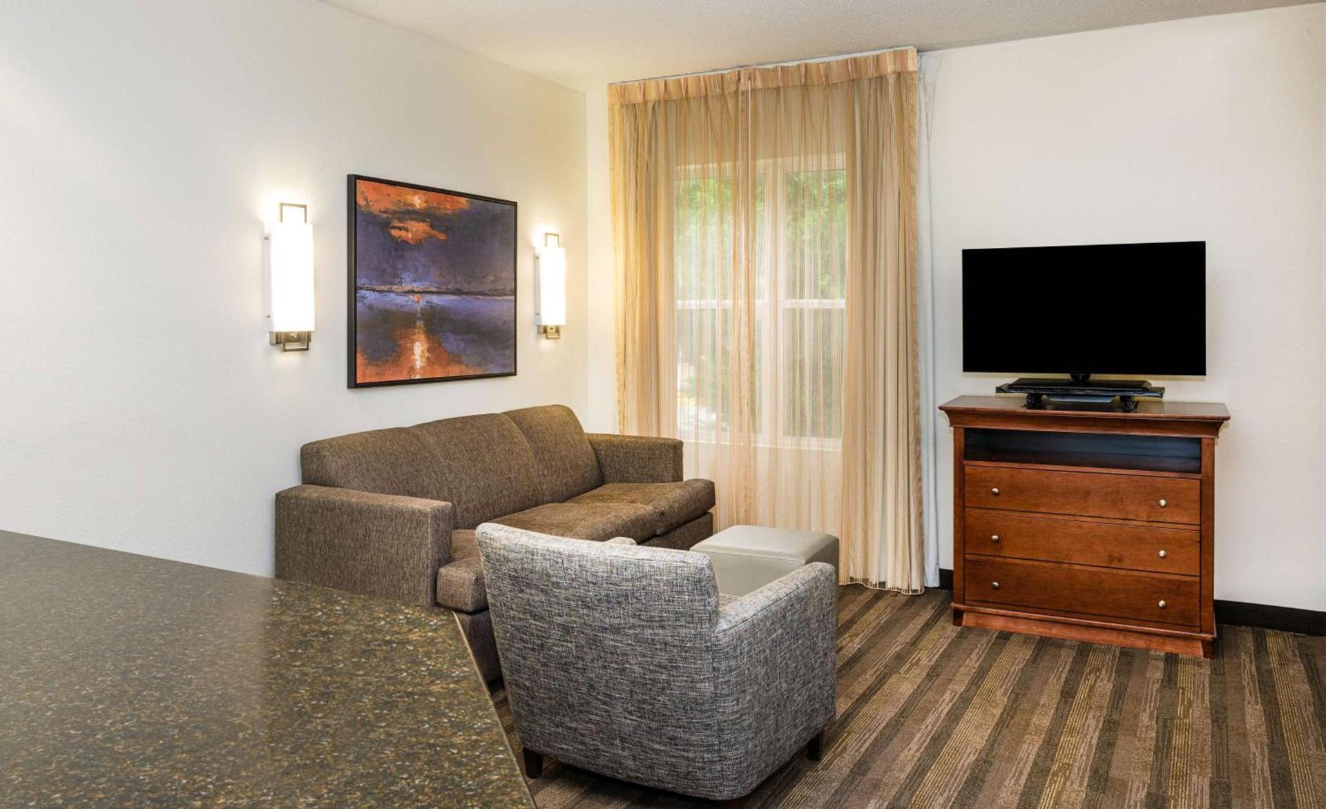 Hyatt House Herndon/Reston photo 23