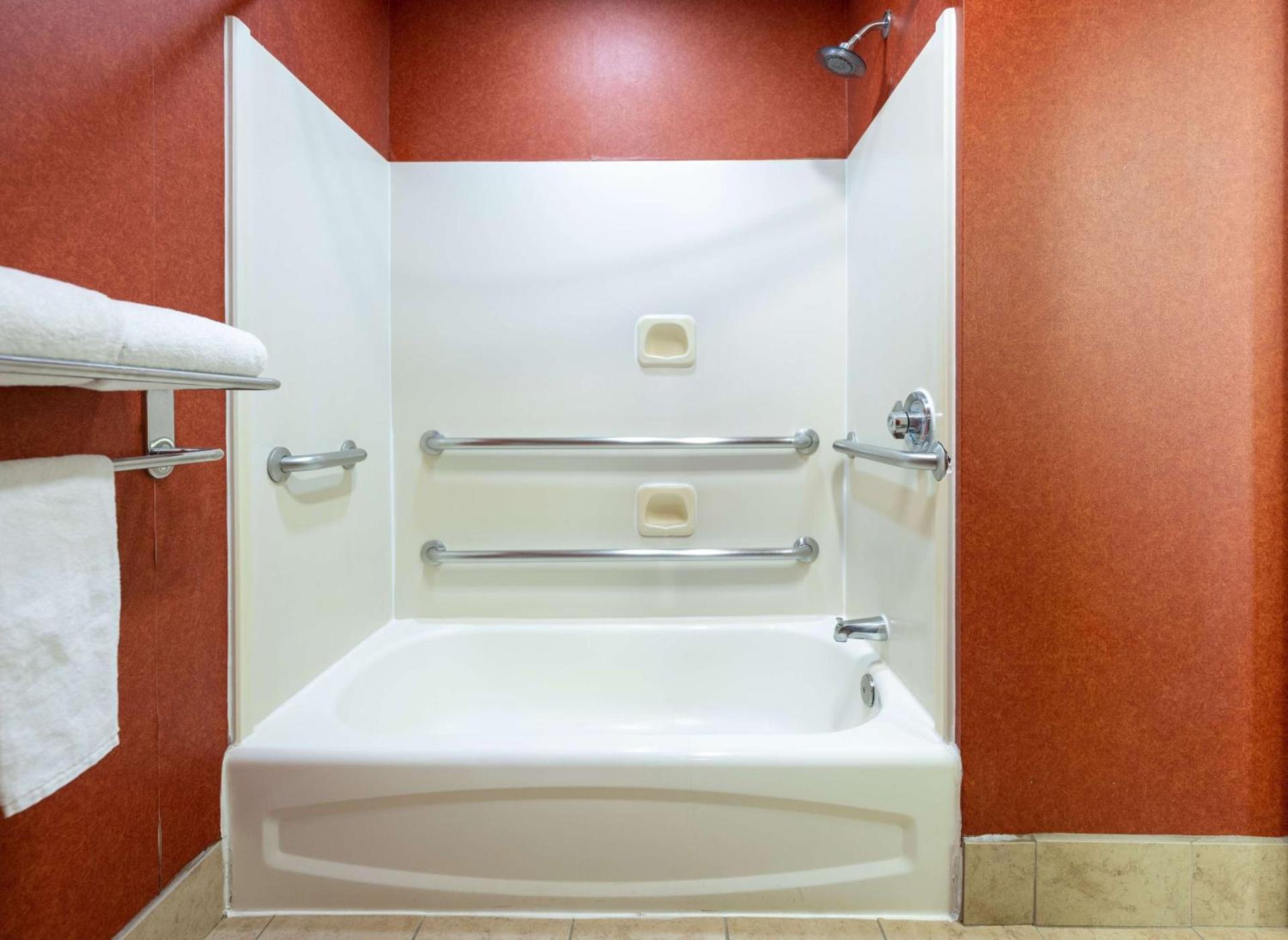 Hyatt House Herndon/Reston photo 48