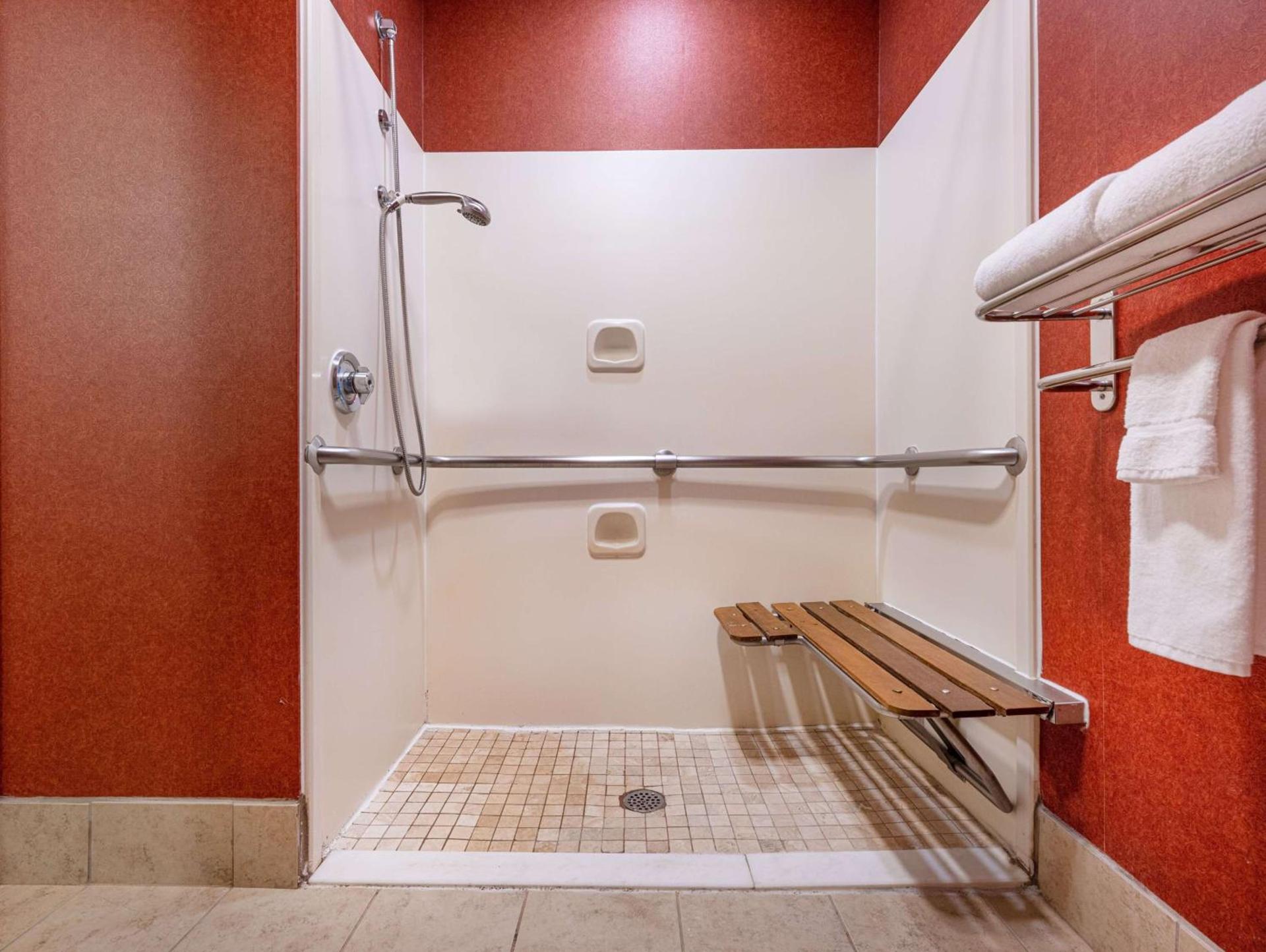 Hyatt House Herndon/Reston photo 55