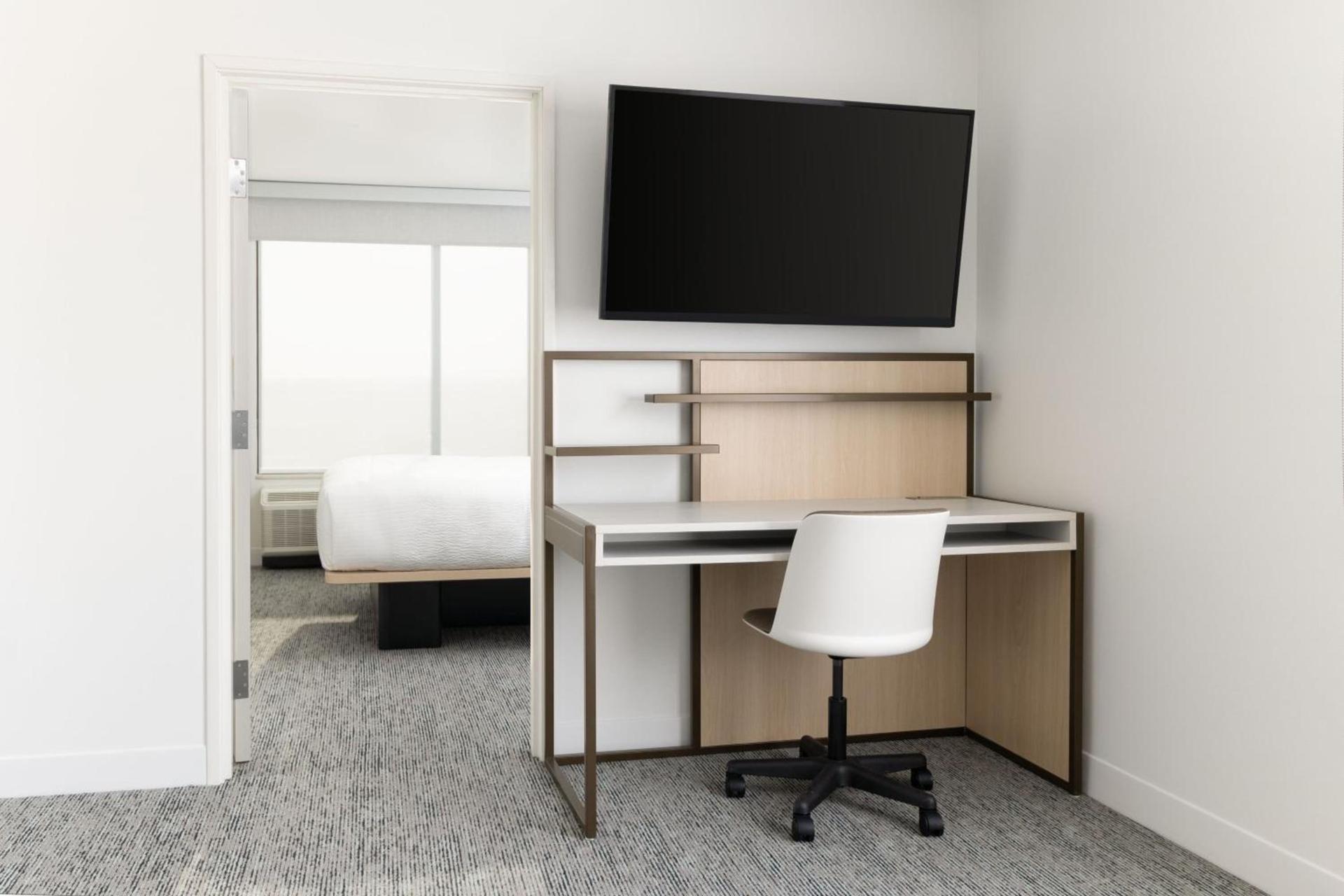 TownePlace Suites by Marriott Monrovia photo 17