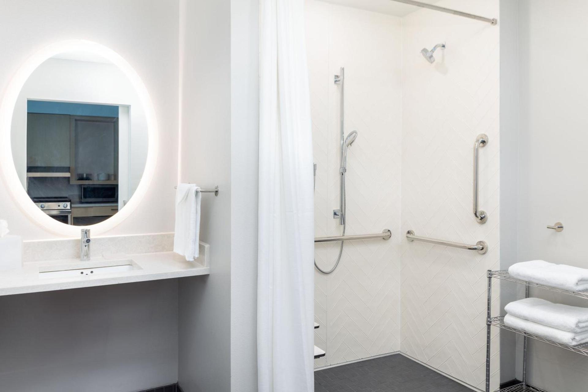 TownePlace Suites by Marriott Monrovia photo 20