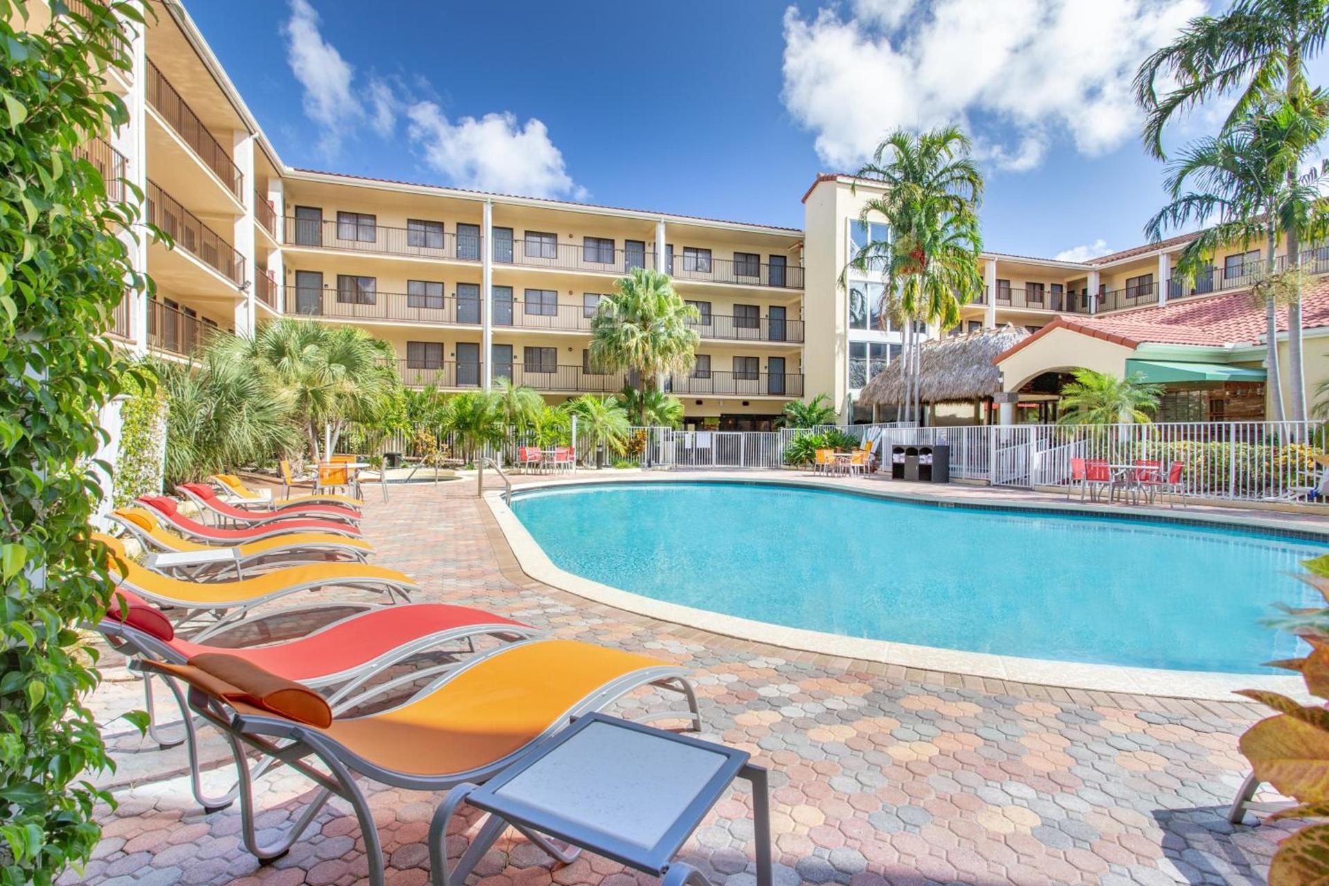 Holiday Inn & Suites Boca Raton - North photo 45