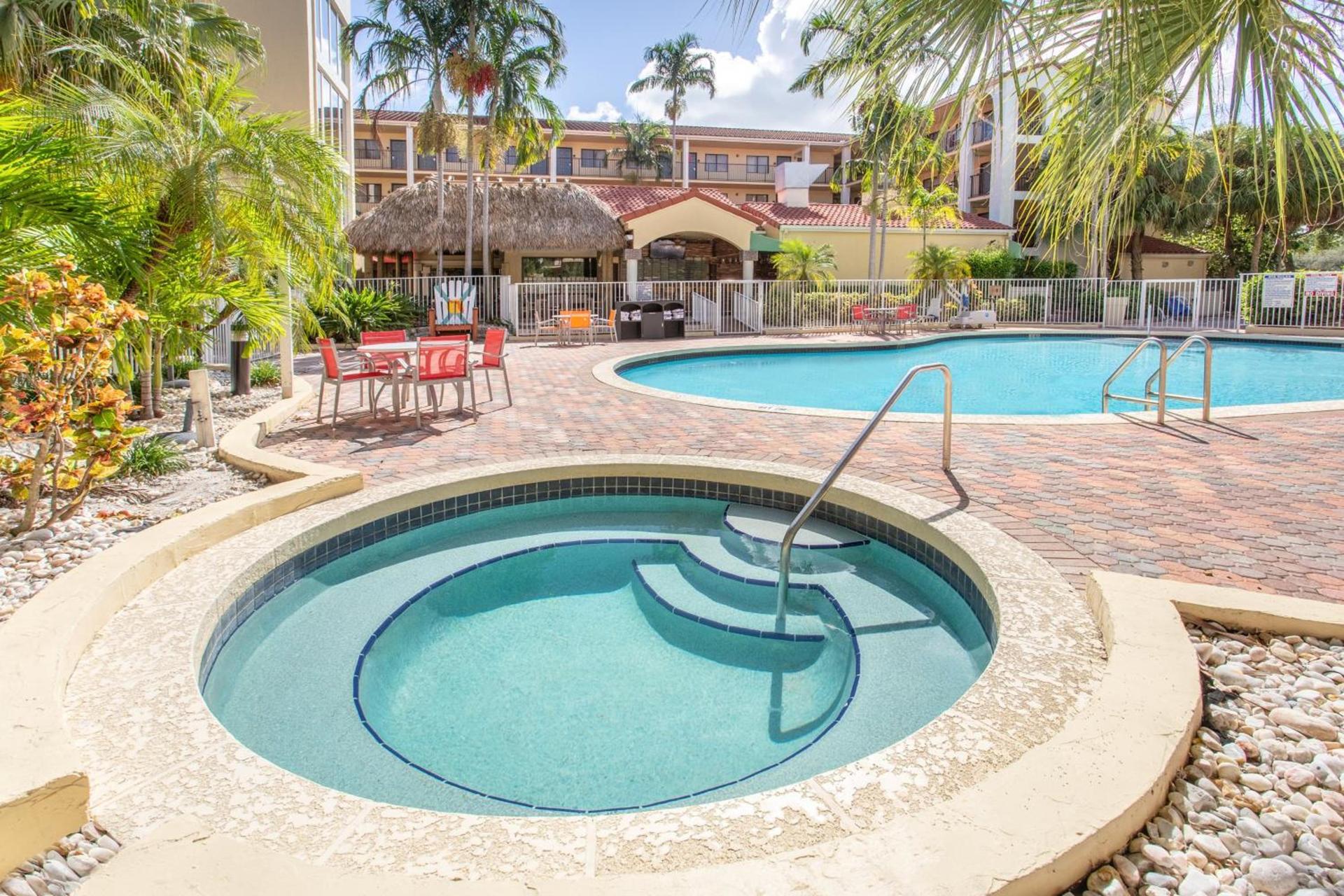 Holiday Inn & Suites Boca Raton - North photo 44