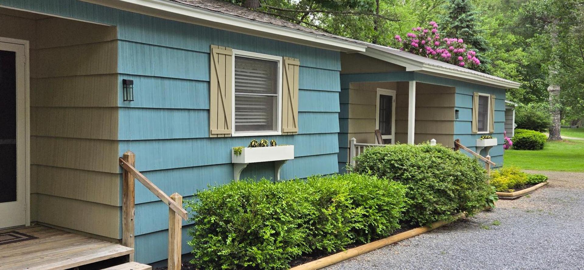 Cozy Creek Cottages photo 2