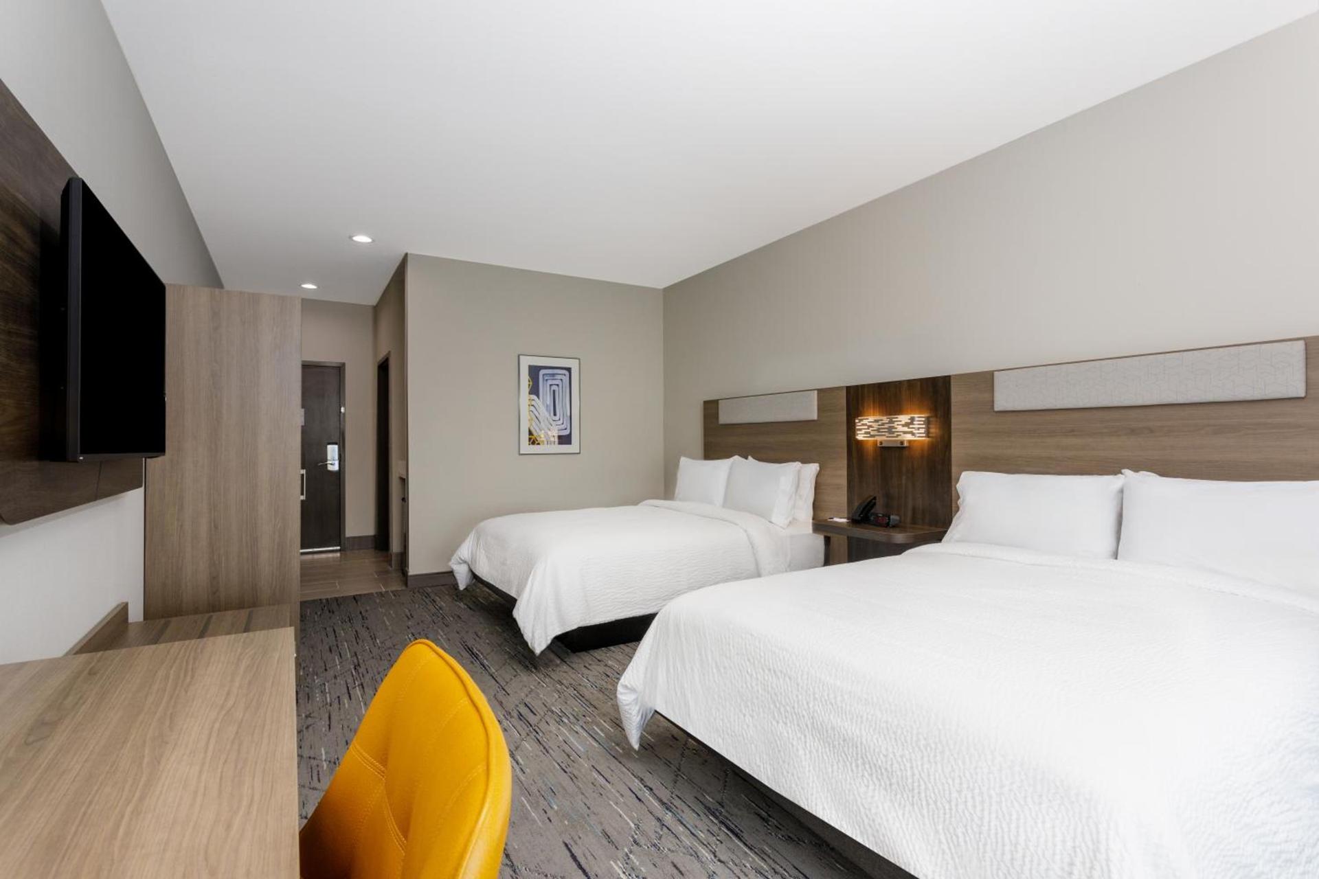 Holiday Inn Express & Suites Tampa Stadium - Airport Area by IHG photo 28