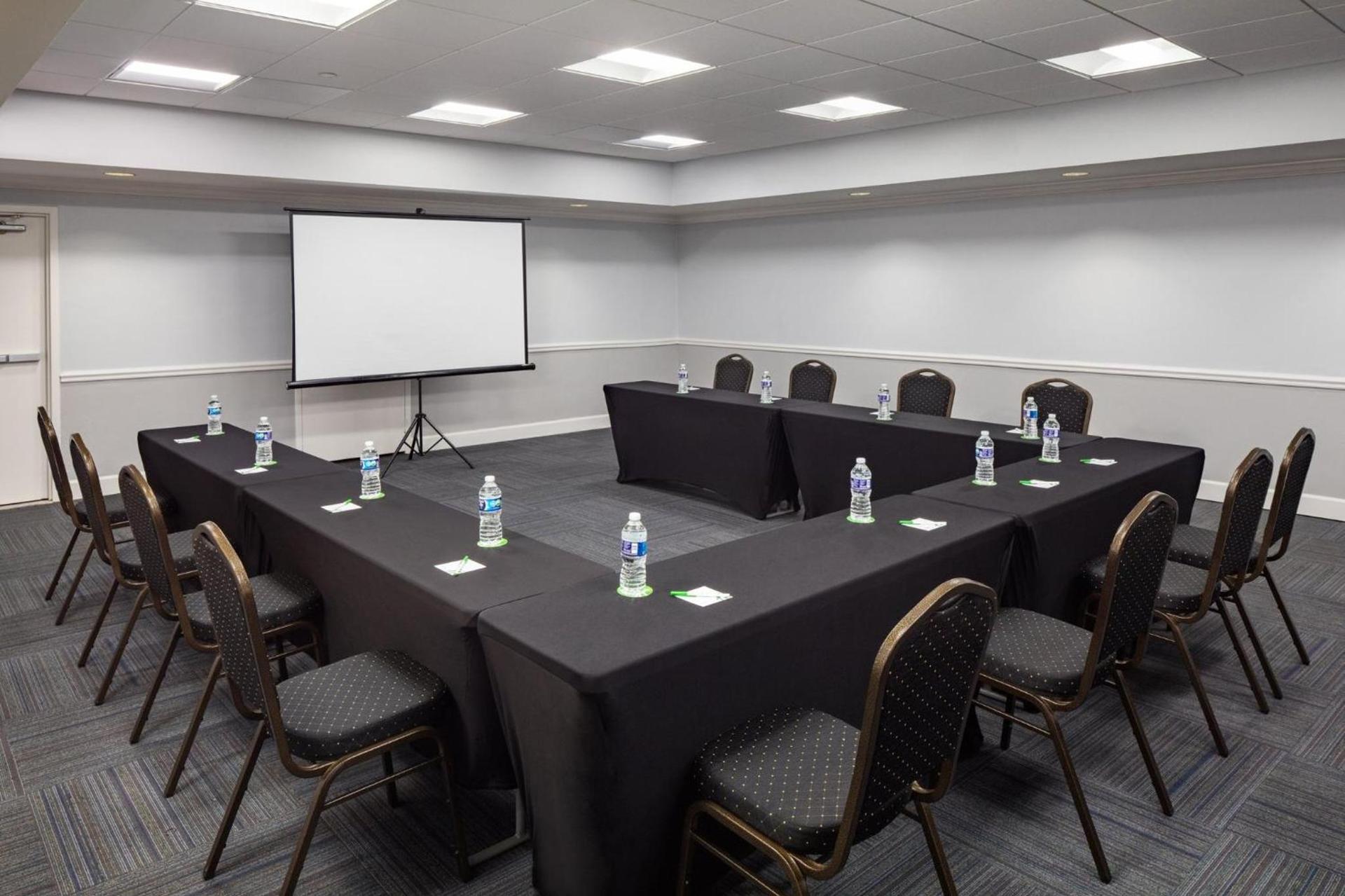 Holiday Inn & Suites Boca Raton - North photo 40