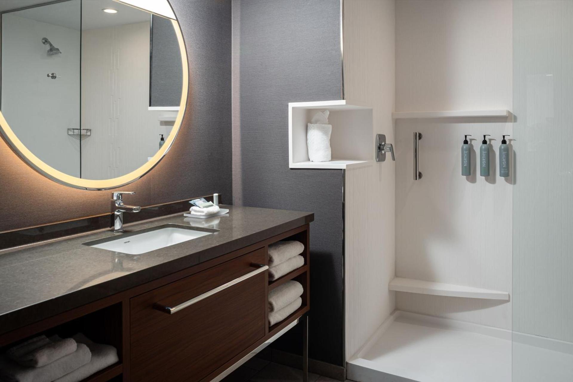 Courtyard by Marriott Cleveland TN photo 12
