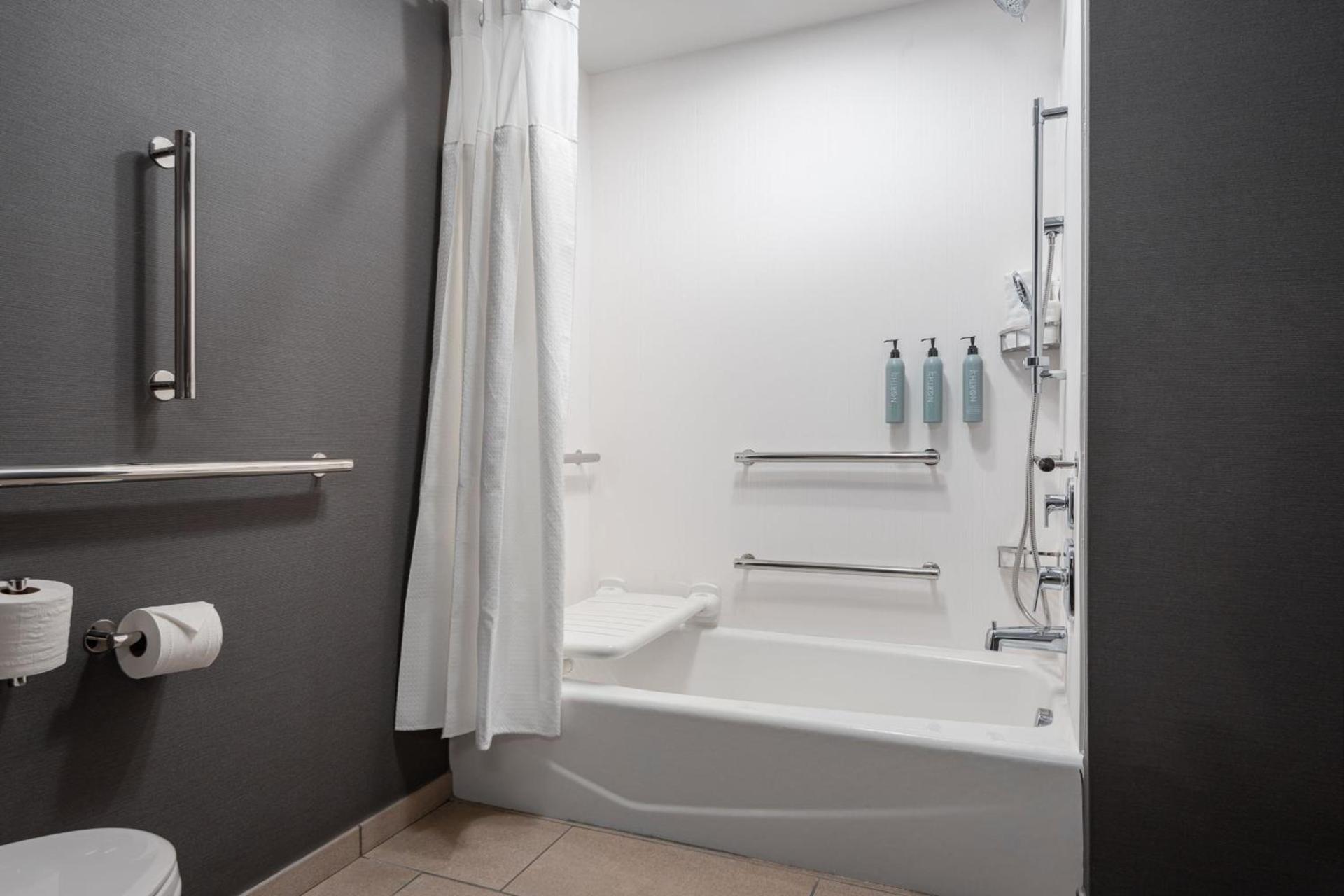 Courtyard by Marriott Cleveland TN photo 14