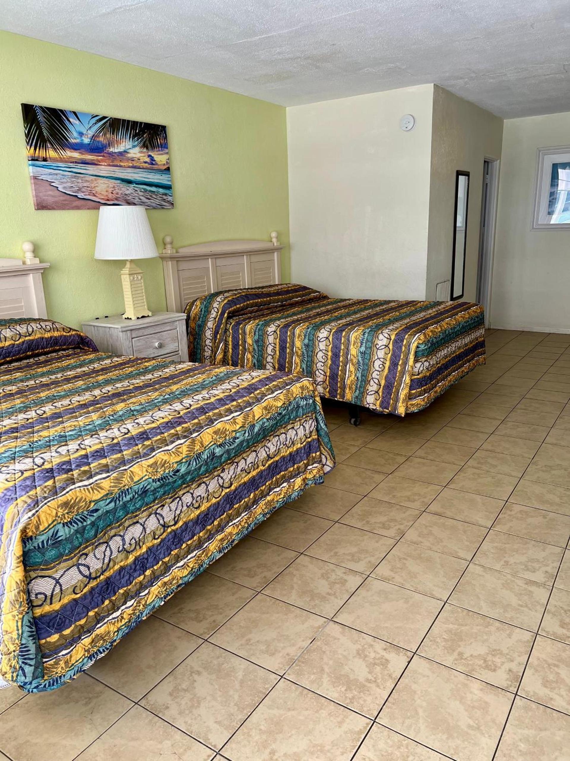Beach Colony Motel photo 46