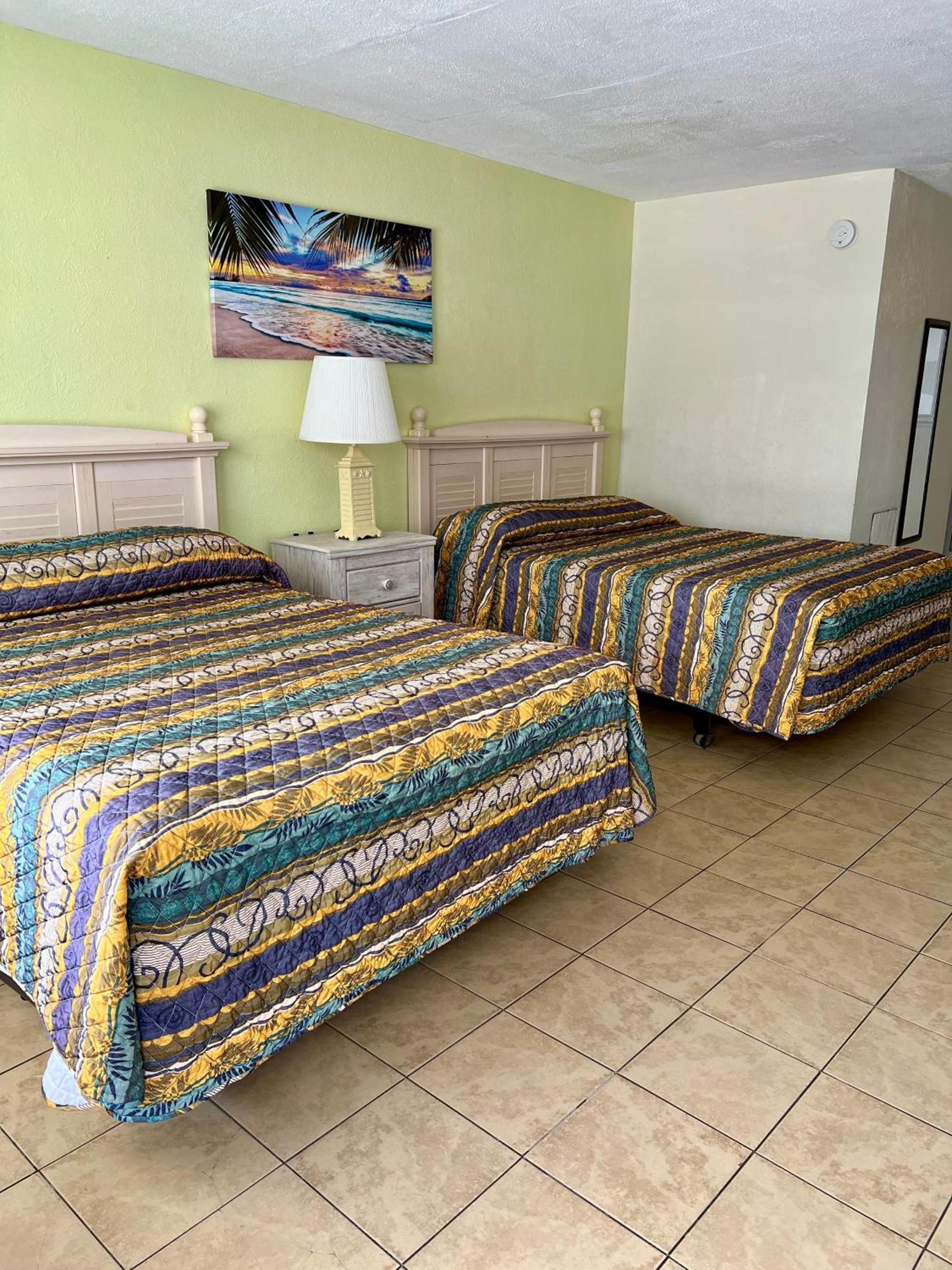 Beach Colony Motel photo 53