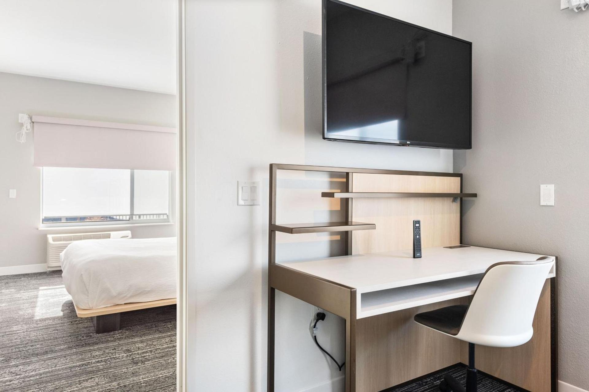 TownePlace Suites by Marriott Pueblo Downtown photo 11