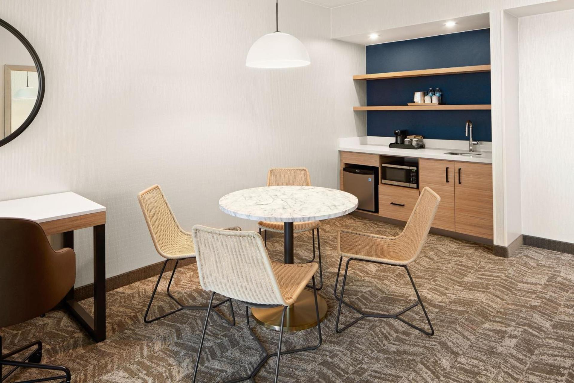 SpringHill Suites by Marriott Virginia Beach Oceanfront photo 17