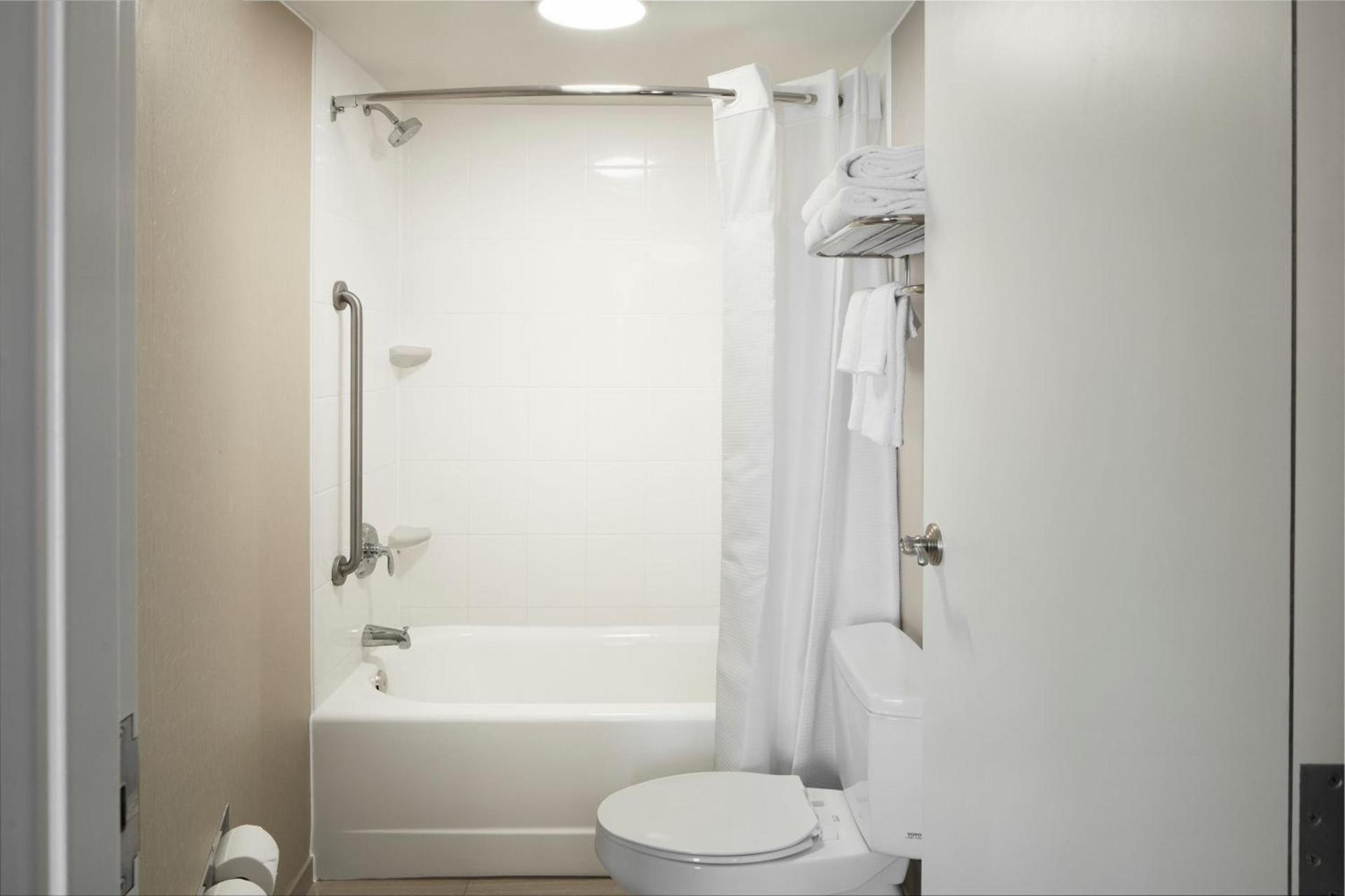 SpringHill Suites by Marriott Virginia Beach Oceanfront photo 25
