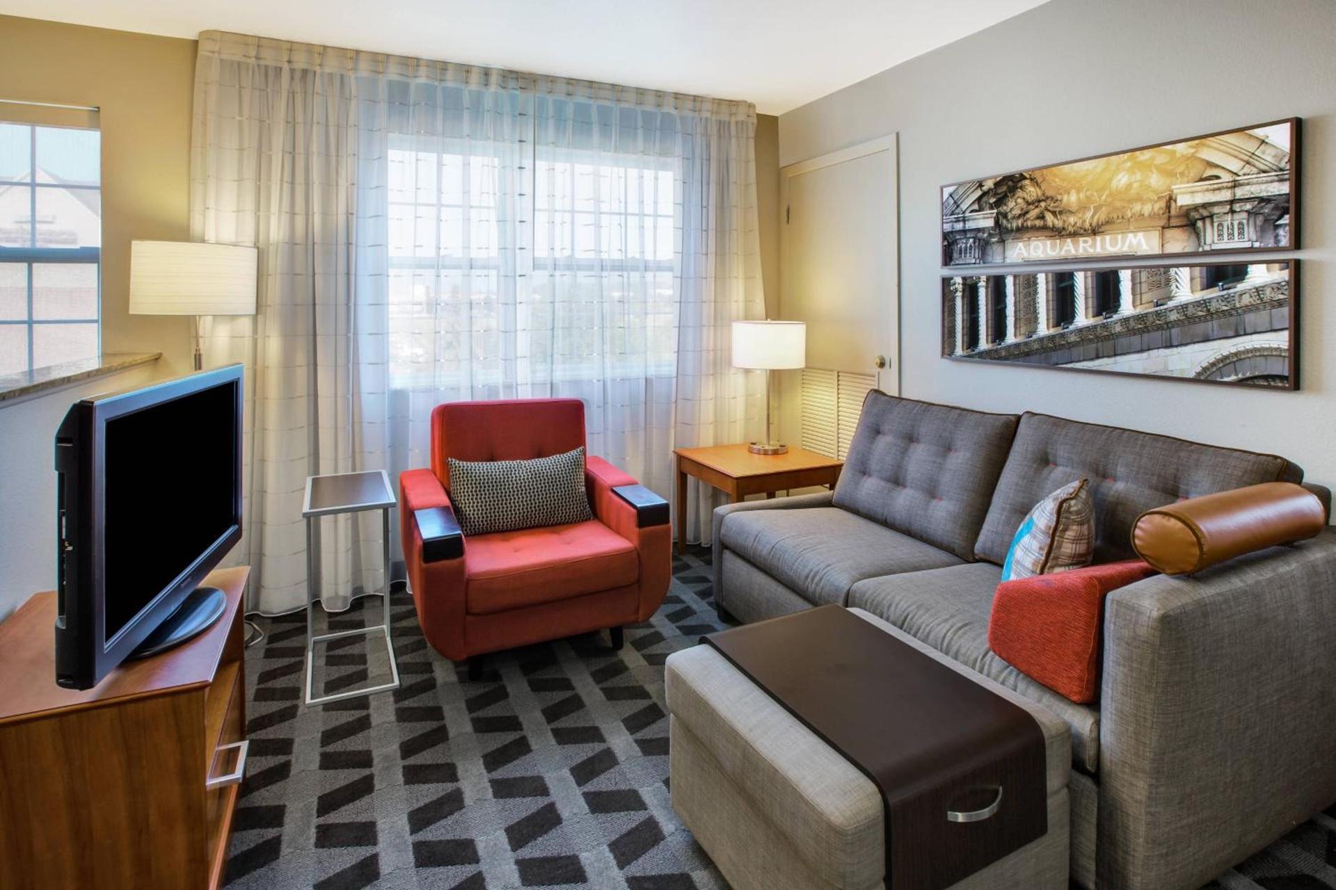 TownePlace Suites Detroit Dearborn photo 9