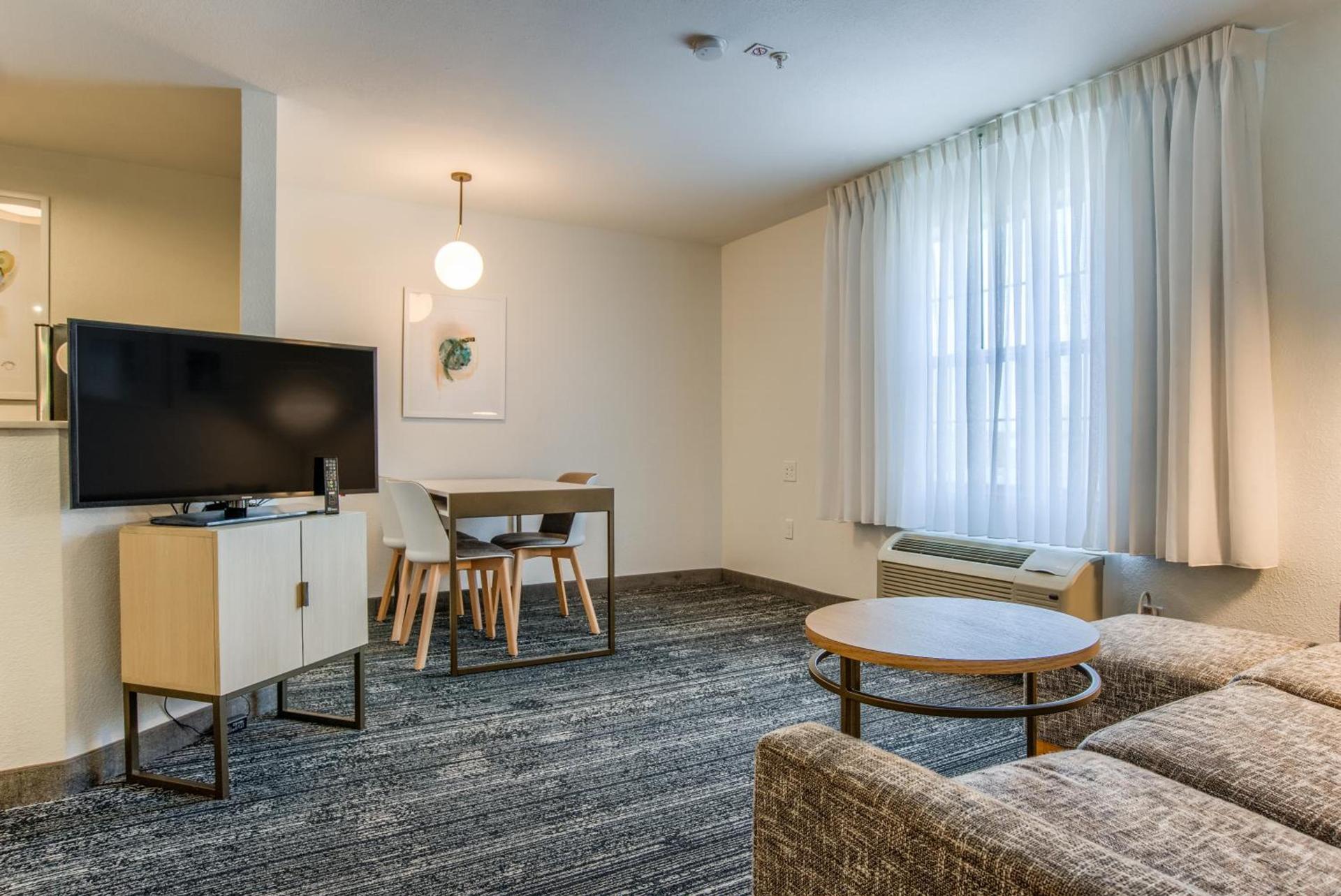 MainStay Suites photo 23