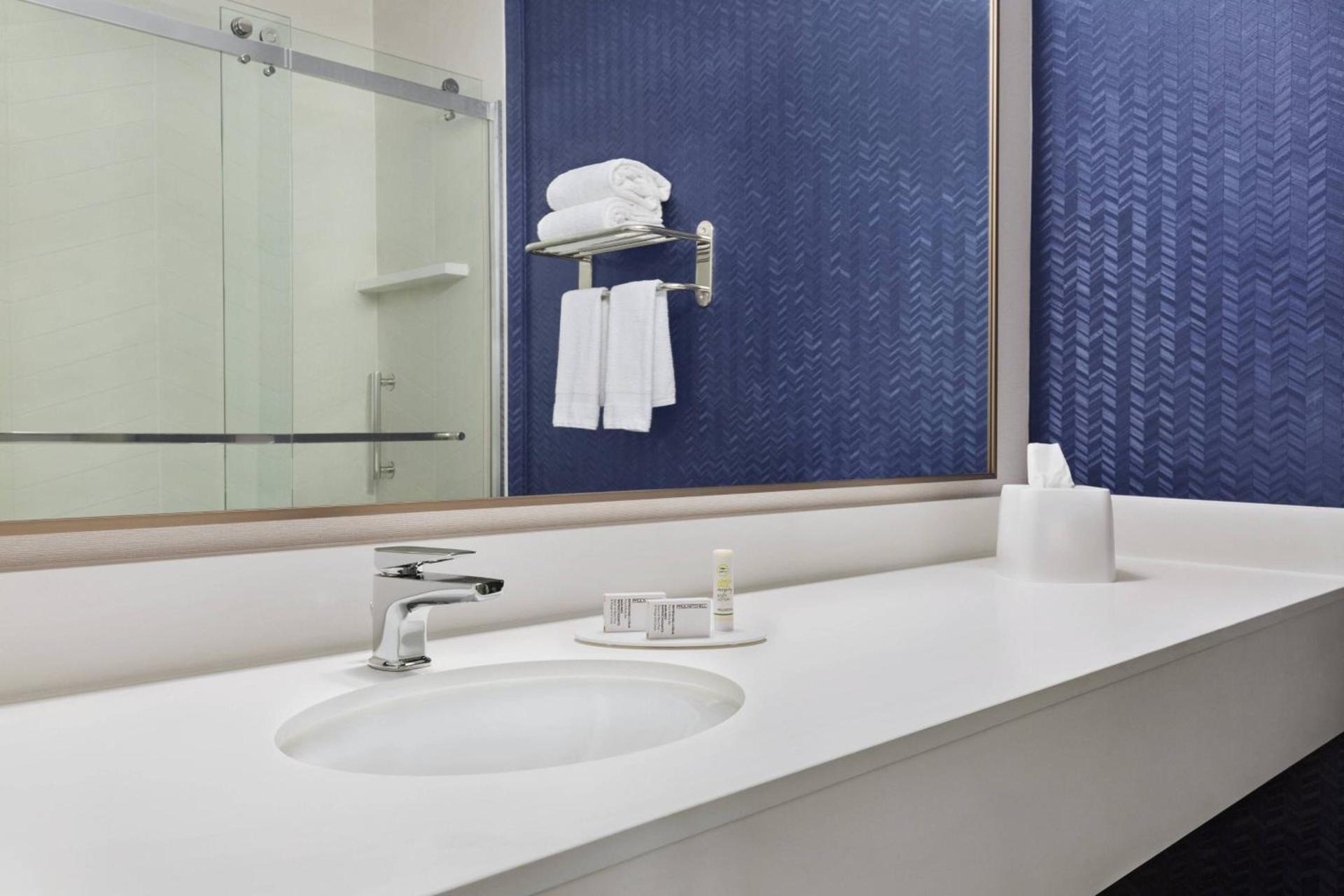 Fairfield Inn by Marriott Tracy photo 16