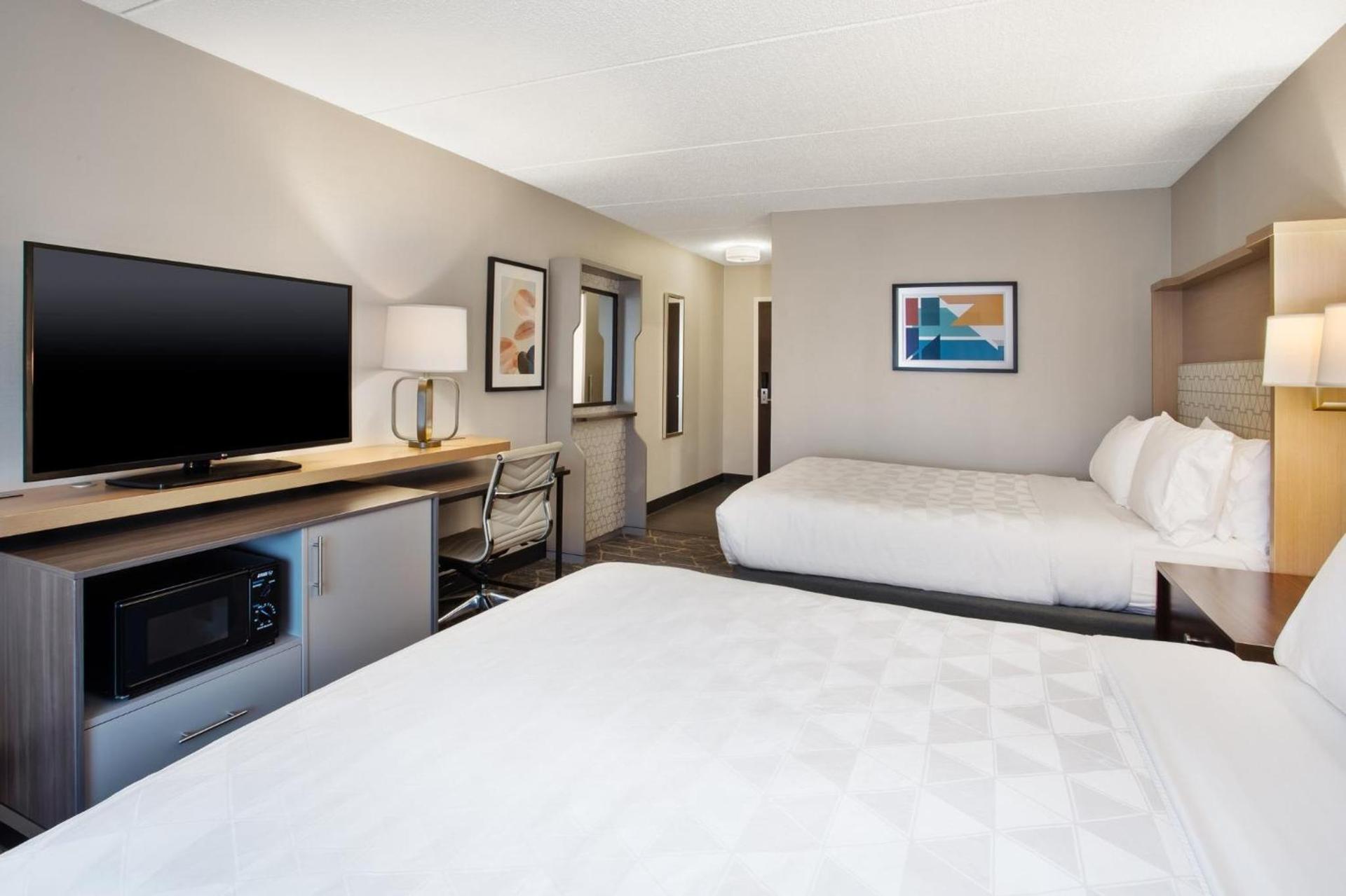 Holiday Inn Canton-Belden Village by IHG photo 55