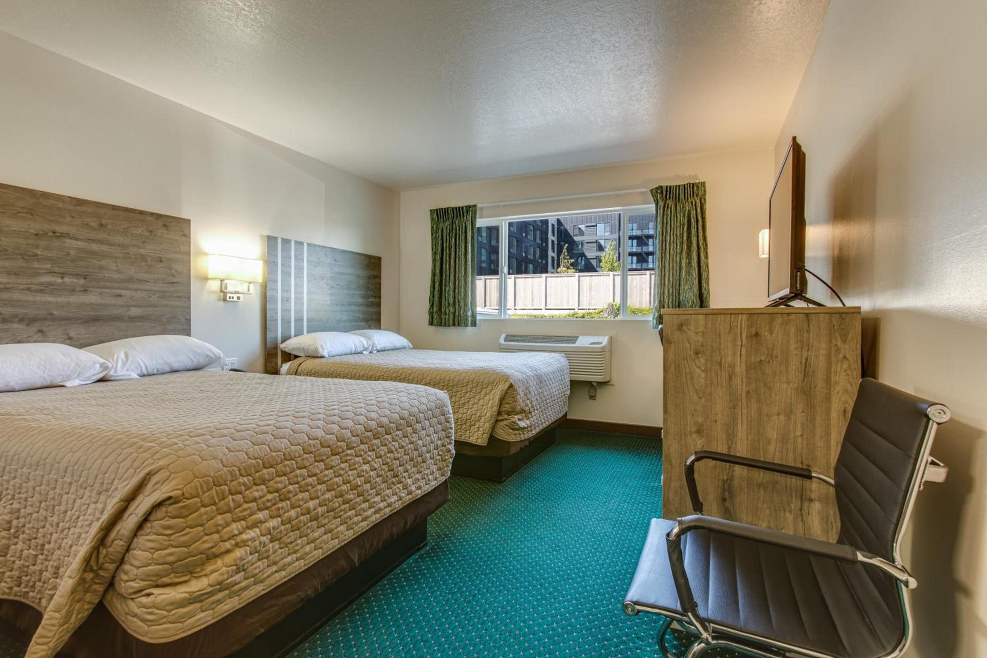 Coachman Inn photo 31