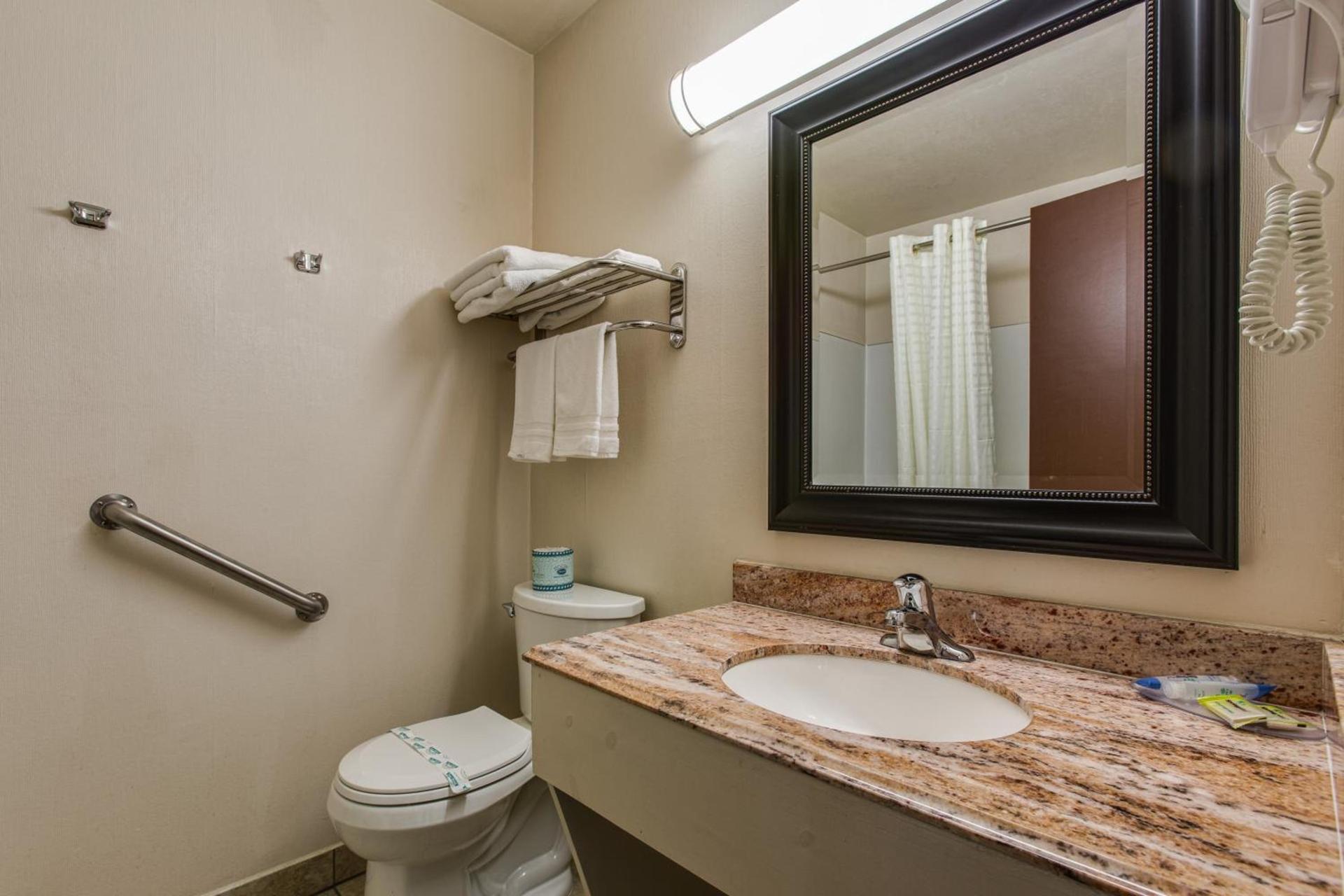 Coachman Inn photo 24