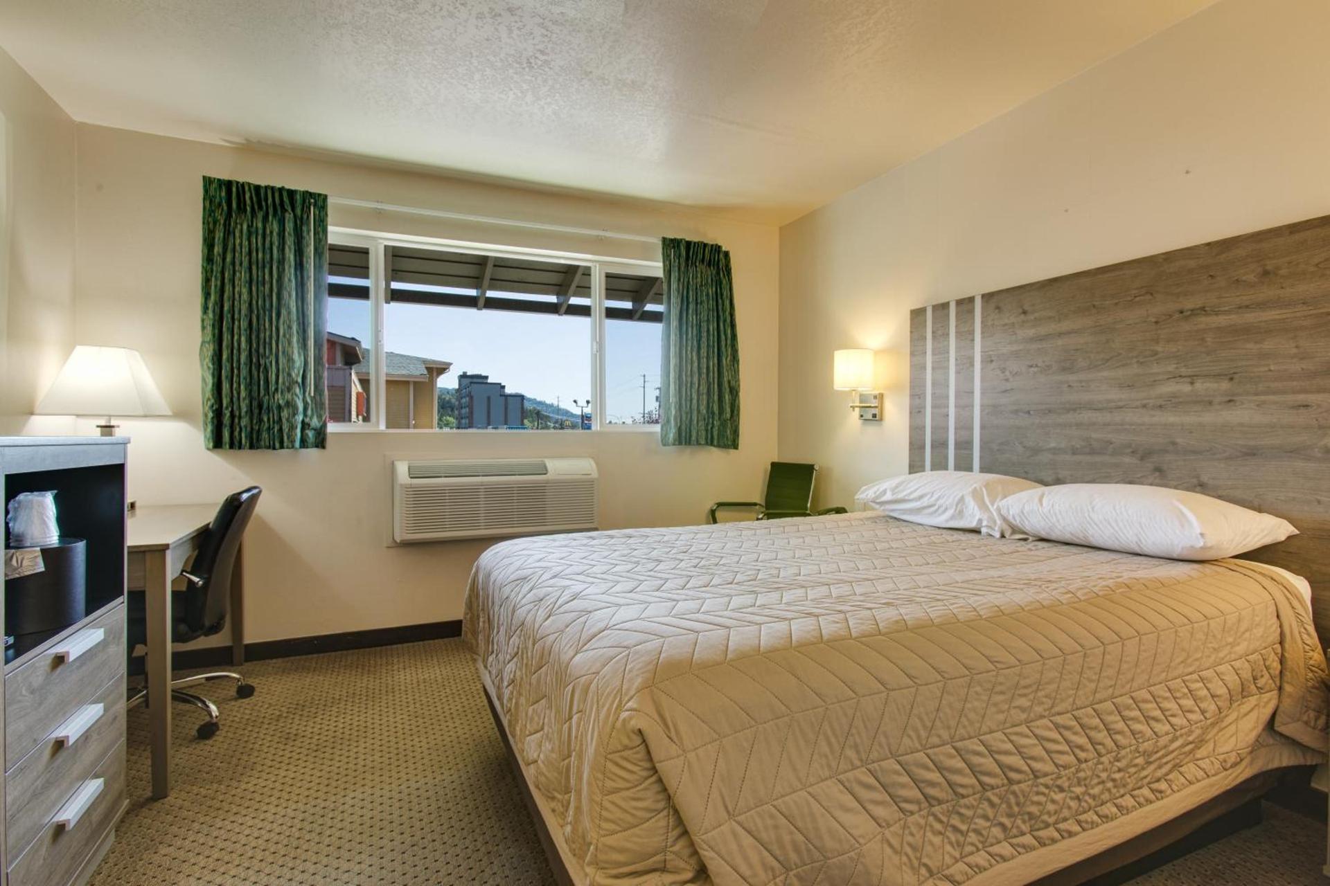 Coachman Inn photo 12