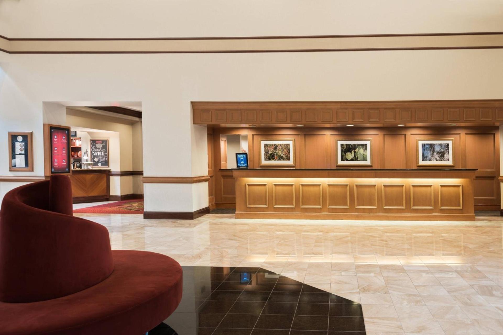 Chicago Marriott Northwest photo 2