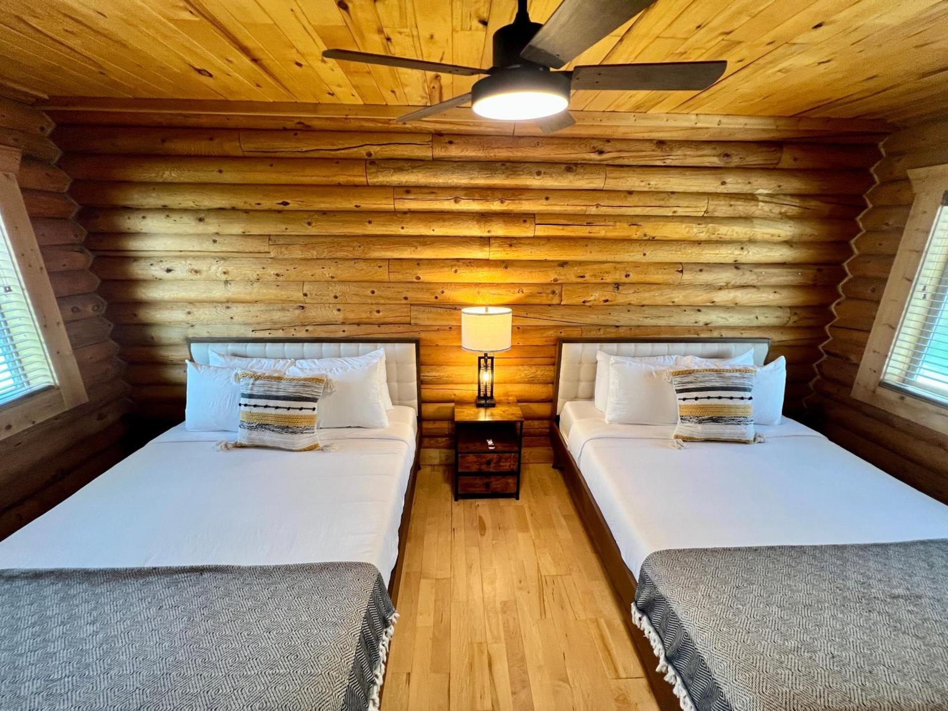 High Creek Lodge and Cabins photo 57