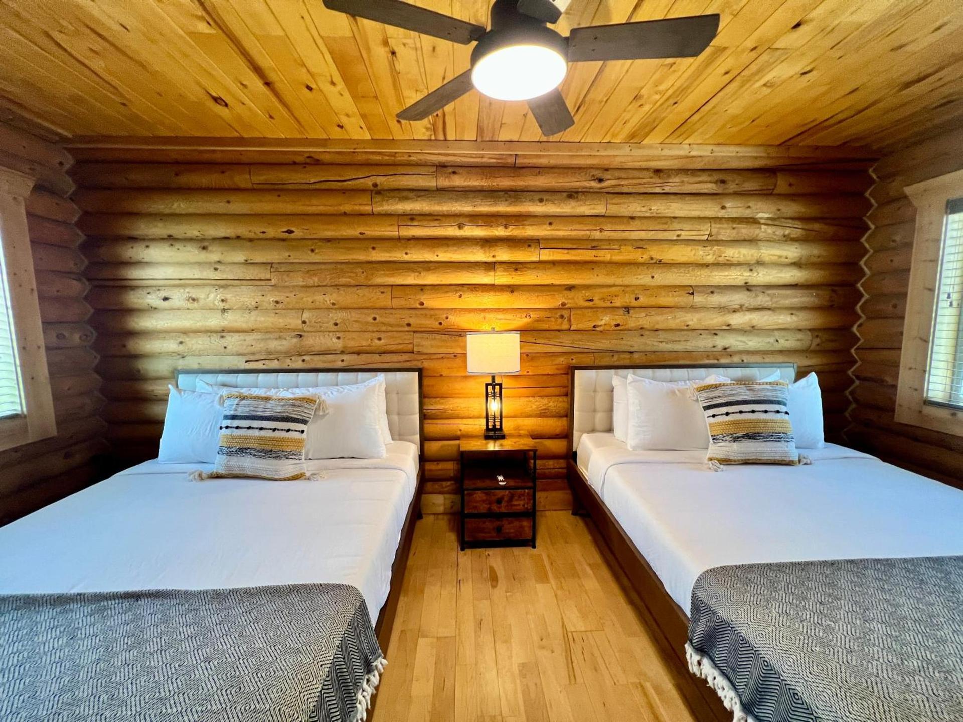 High Creek Lodge and Cabins photo 55