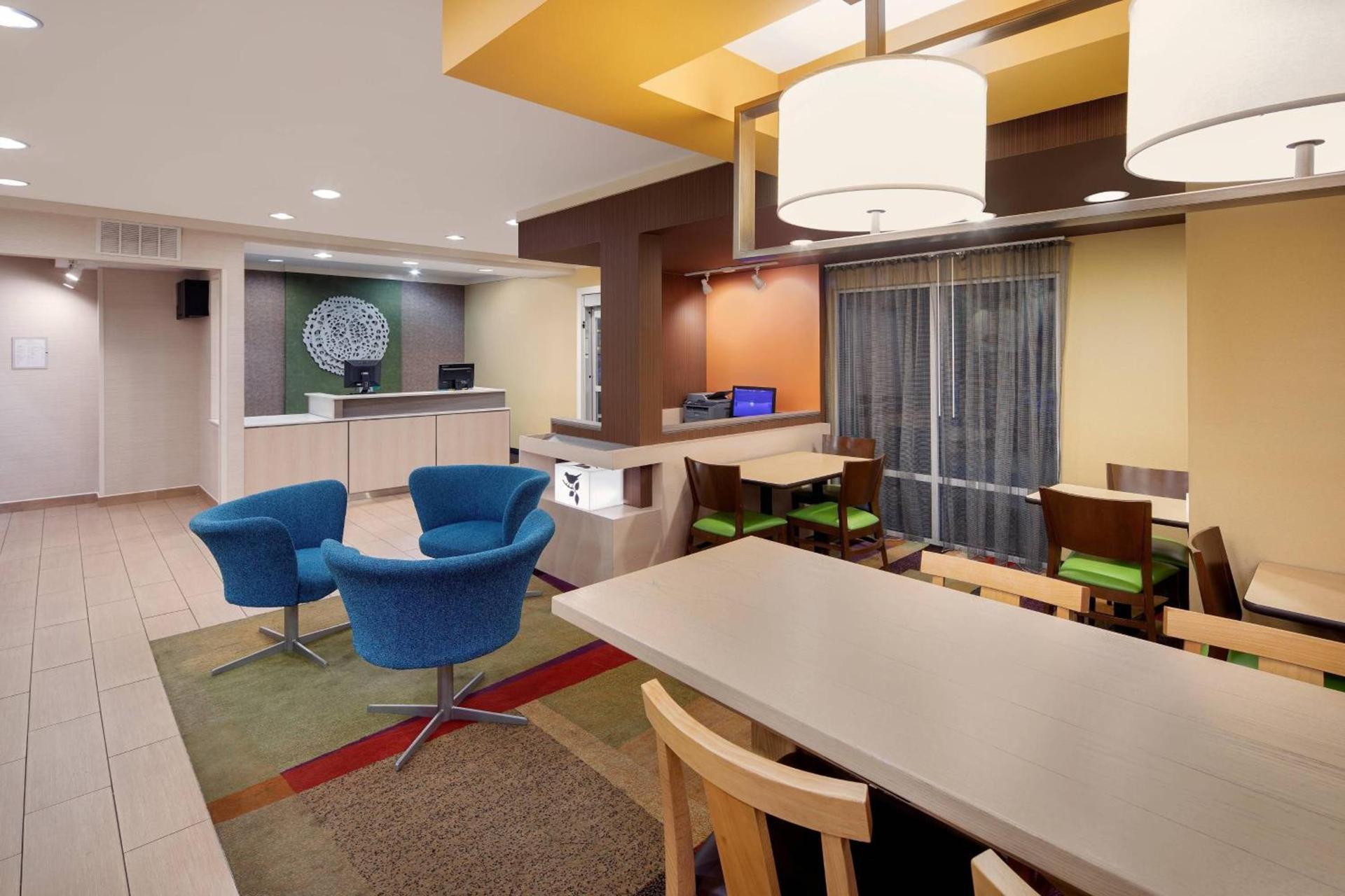 Fairfield Inn & Suites Austin University Area photo 4