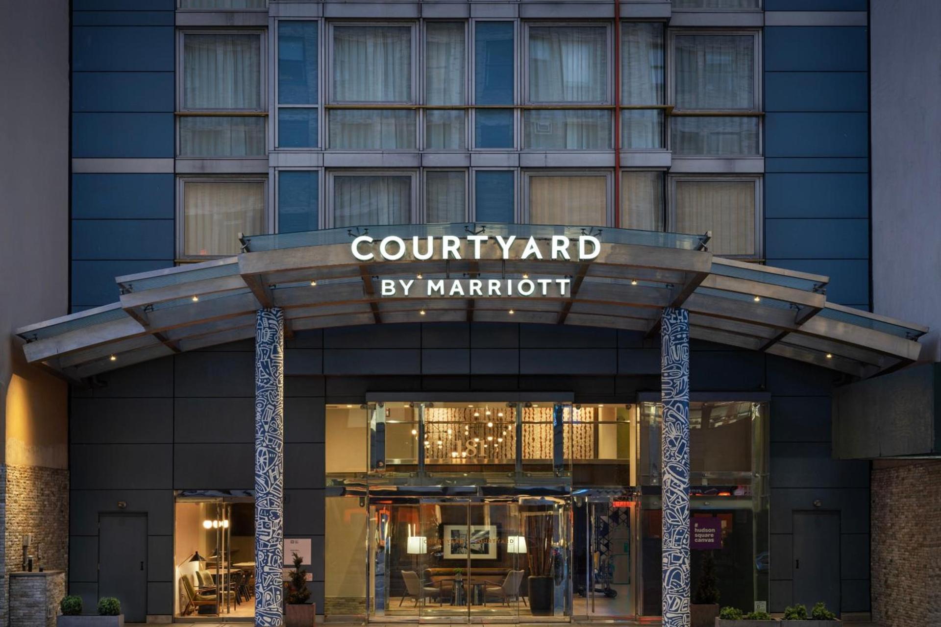 Courtyard by Marriott New York Manhattan / Soho photo 1