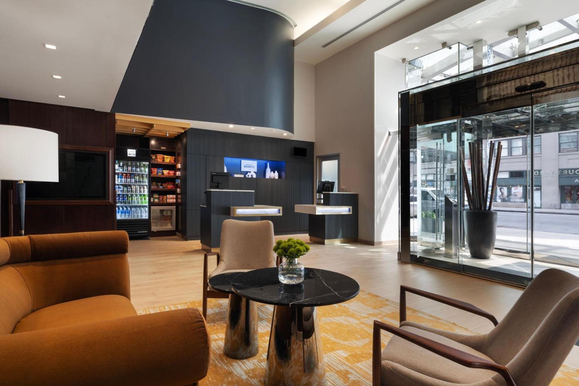Courtyard by Marriott New York Manhattan / Soho photo 4