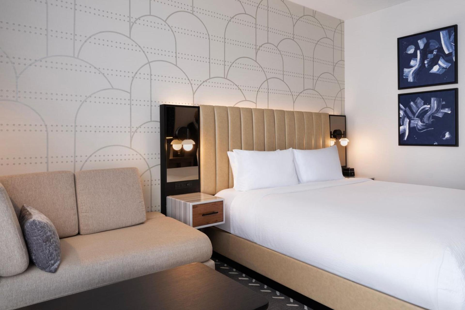 Courtyard by Marriott New York Manhattan / Soho photo 11