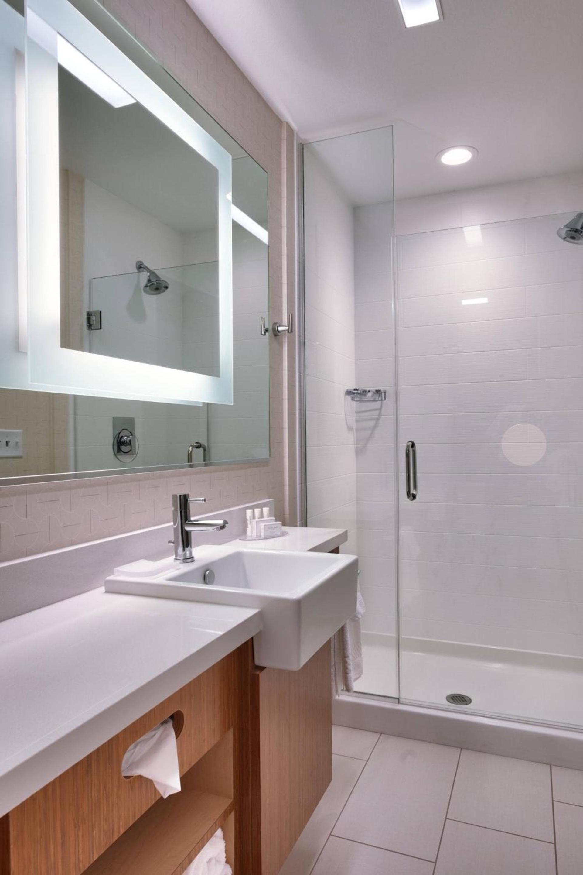 SpringHill Suites Coeur d'Alene photo 11