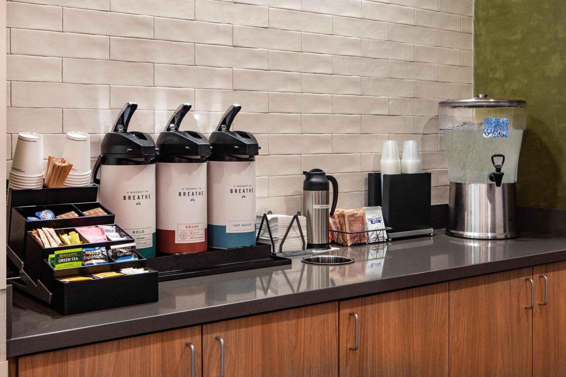 Fairfield Inn & Suites by Marriott Saratoga Malta photo 23