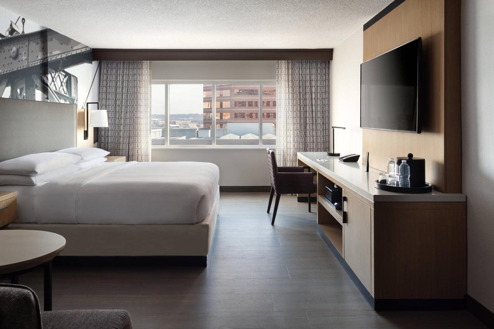 Cincinnati Marriott at RiverCenter photo 10