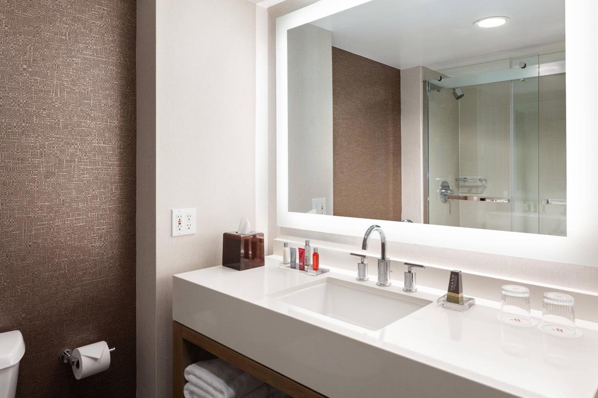Cincinnati Marriott at RiverCenter photo 15