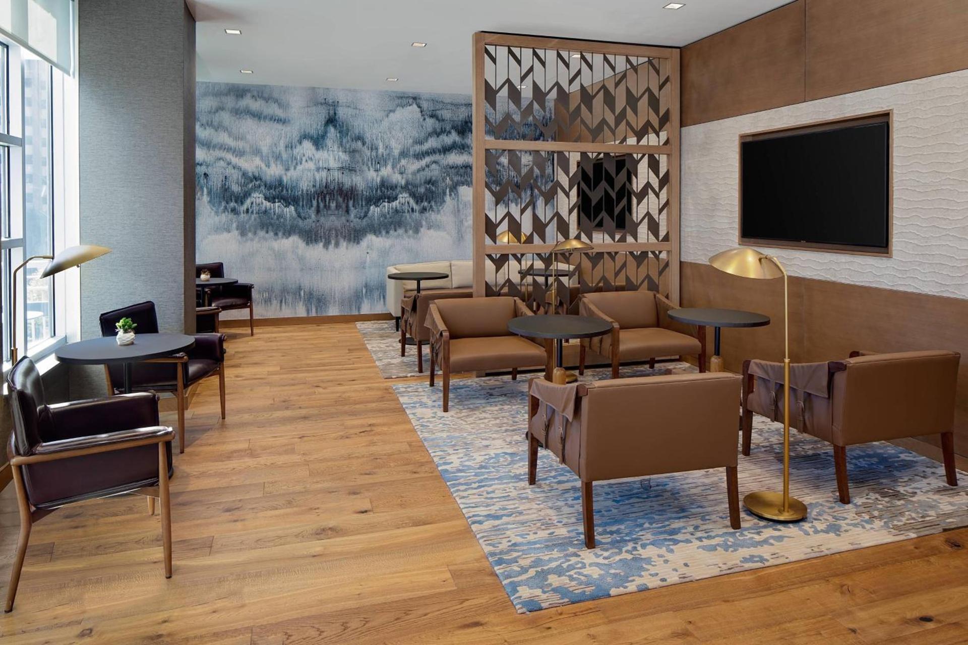 Cincinnati Marriott at RiverCenter photo 24