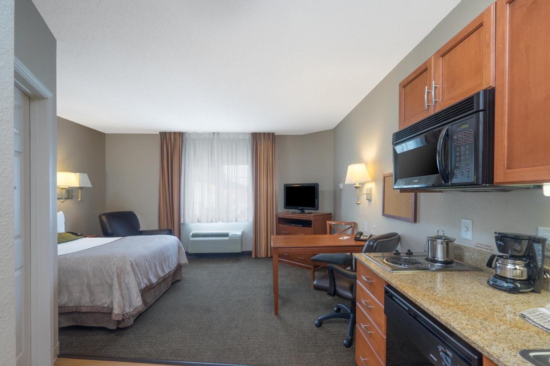 Candlewood Suites New Bern by IHG photo 35