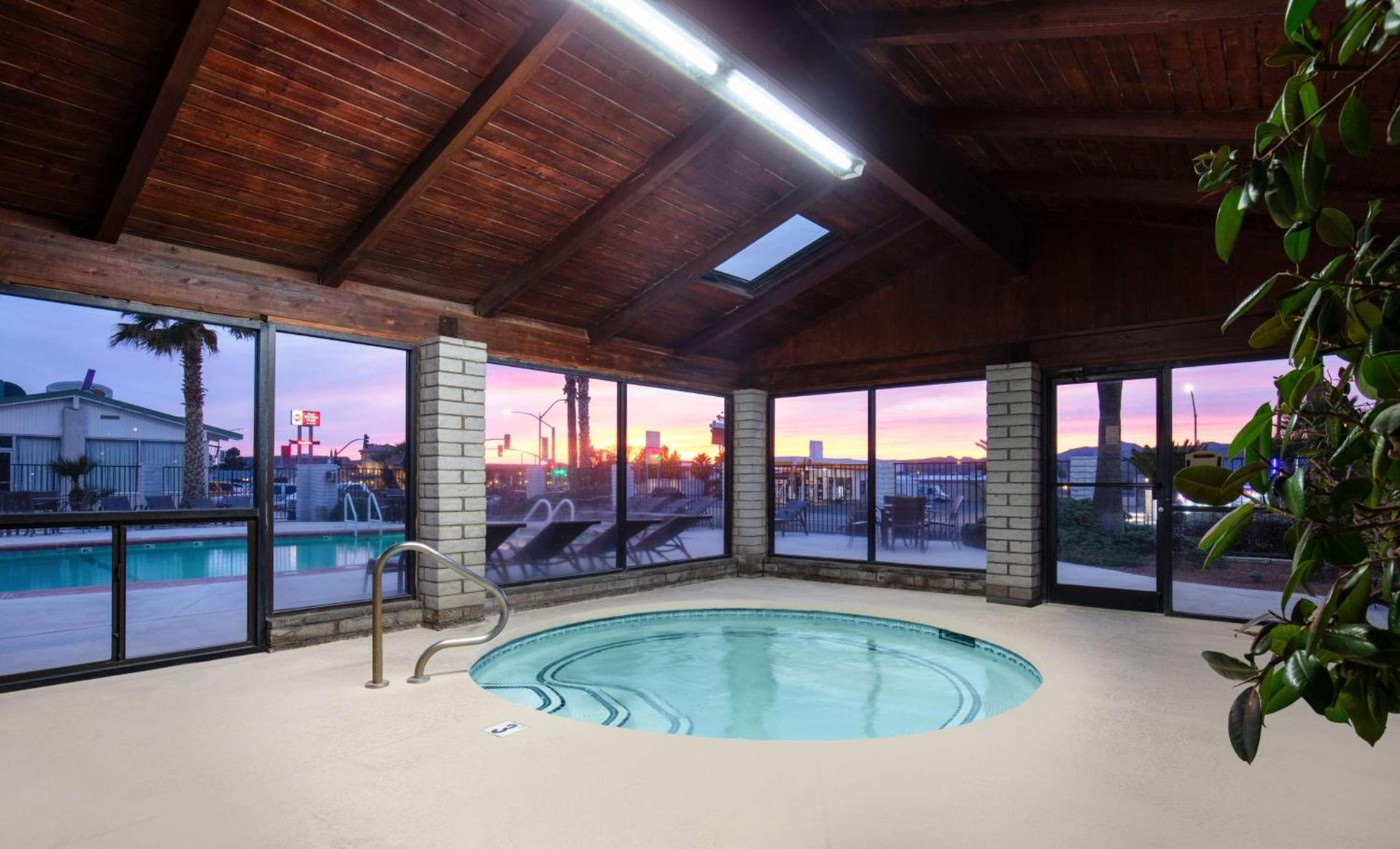 Best Western Plus King's Inn and Suites photo 4